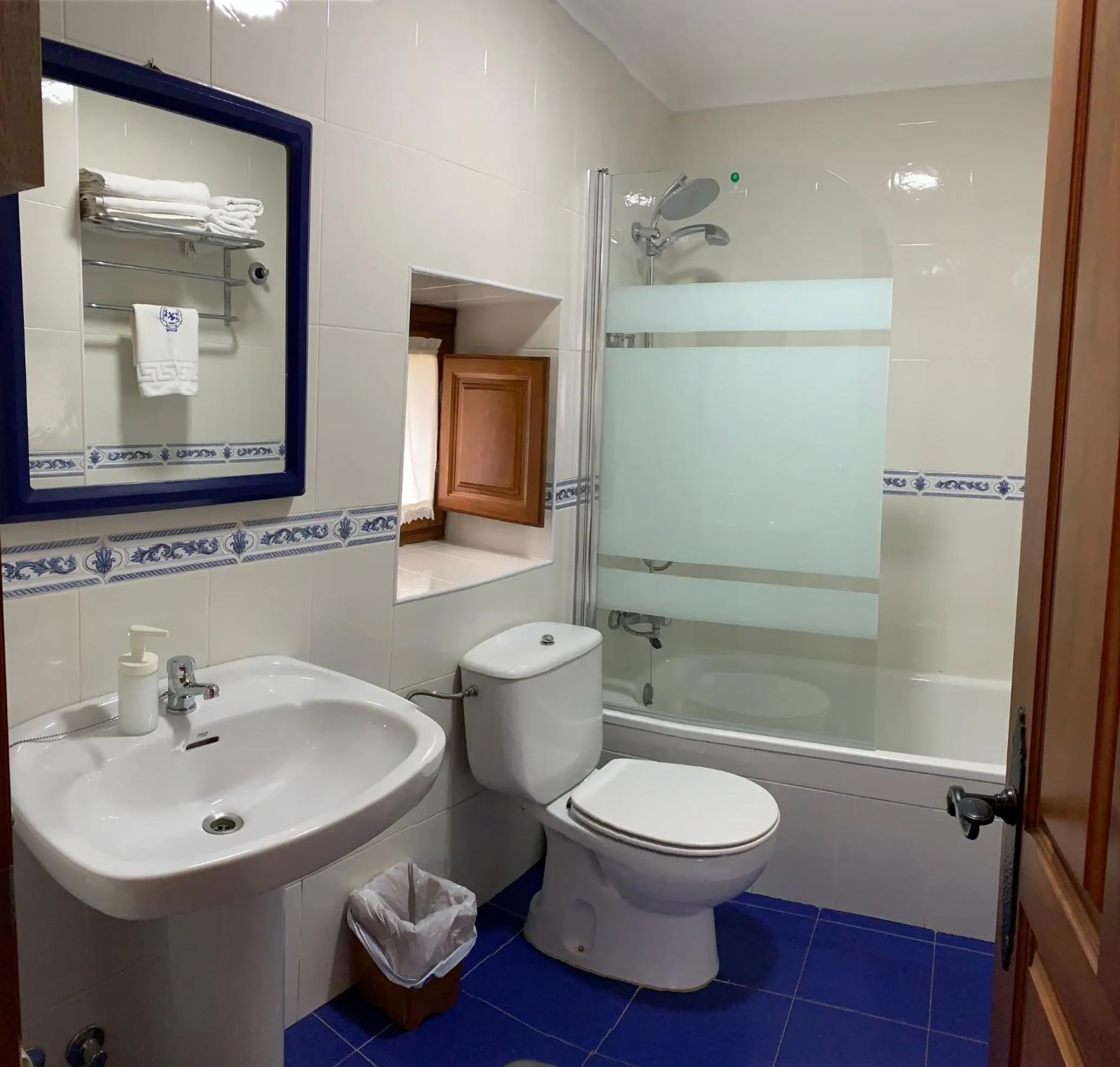 Bathroom in La Posada de Abanillas