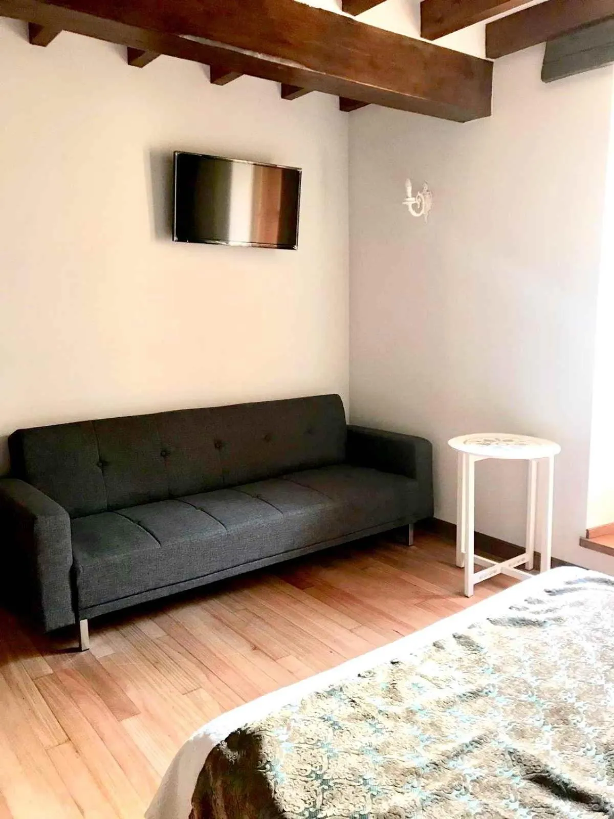 Photo of the whole room in La Posada de Abanillas