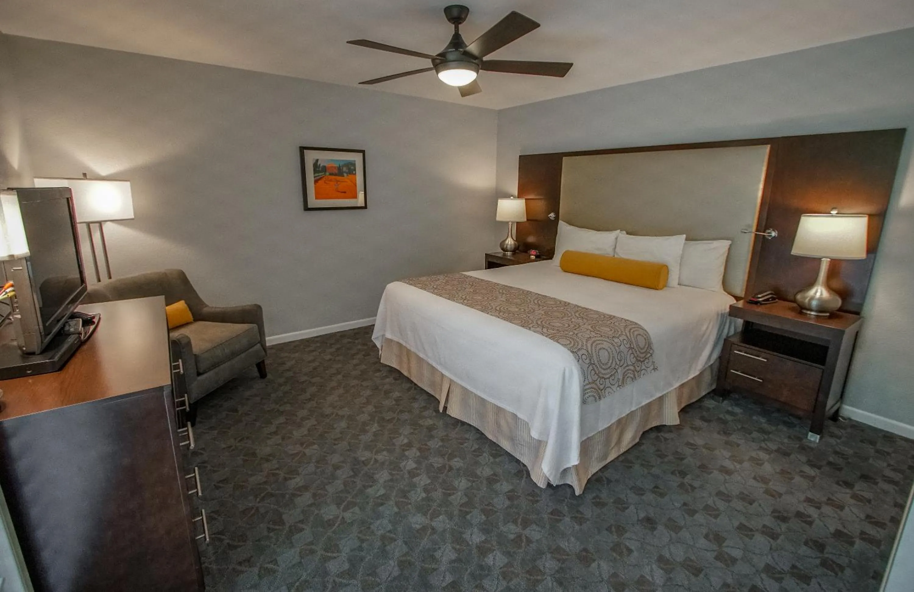 Bed in Palm Springs Tennis Club