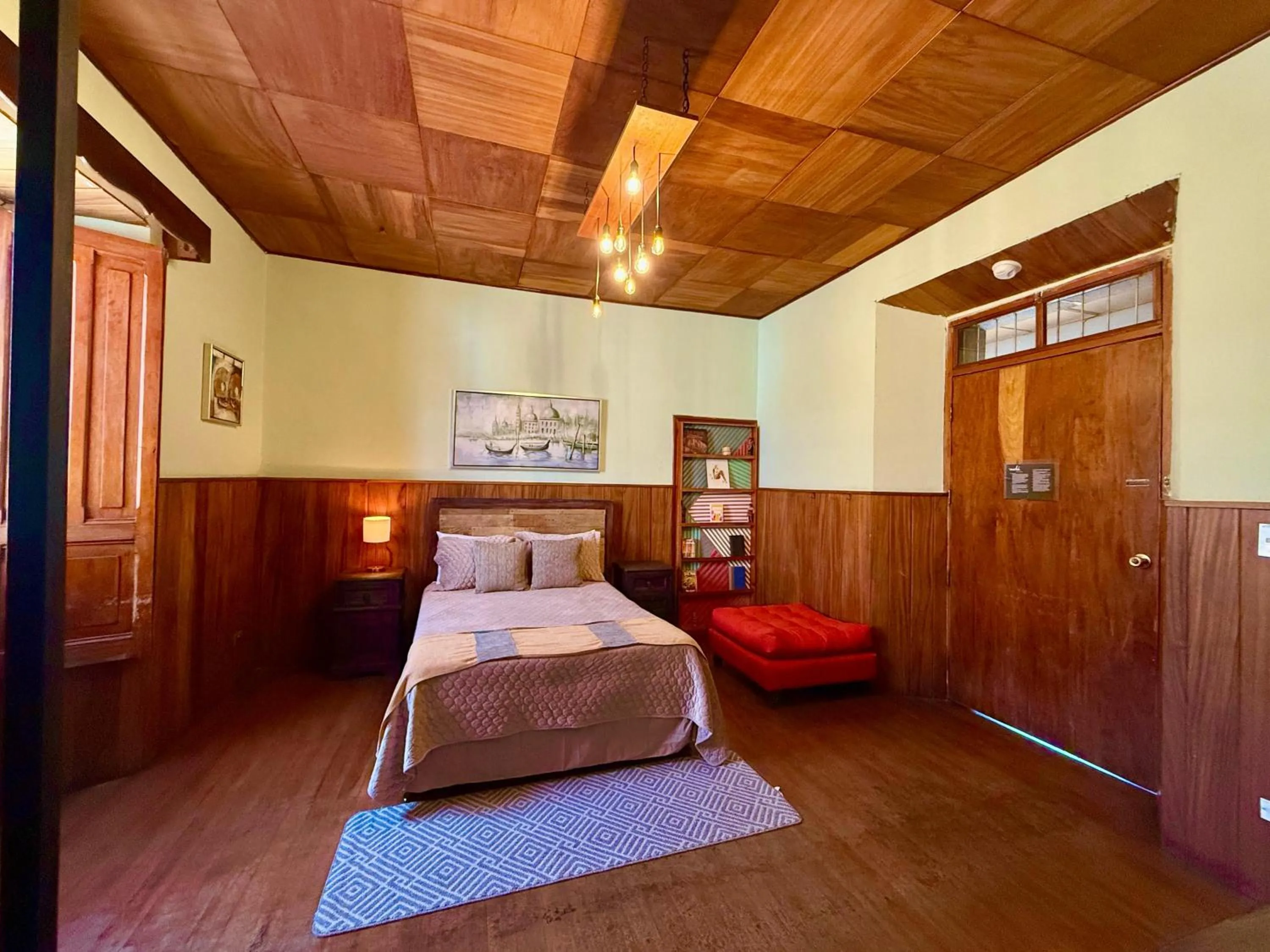 Double Room with Private Bathroom - single occupancy in Hotel Muchá