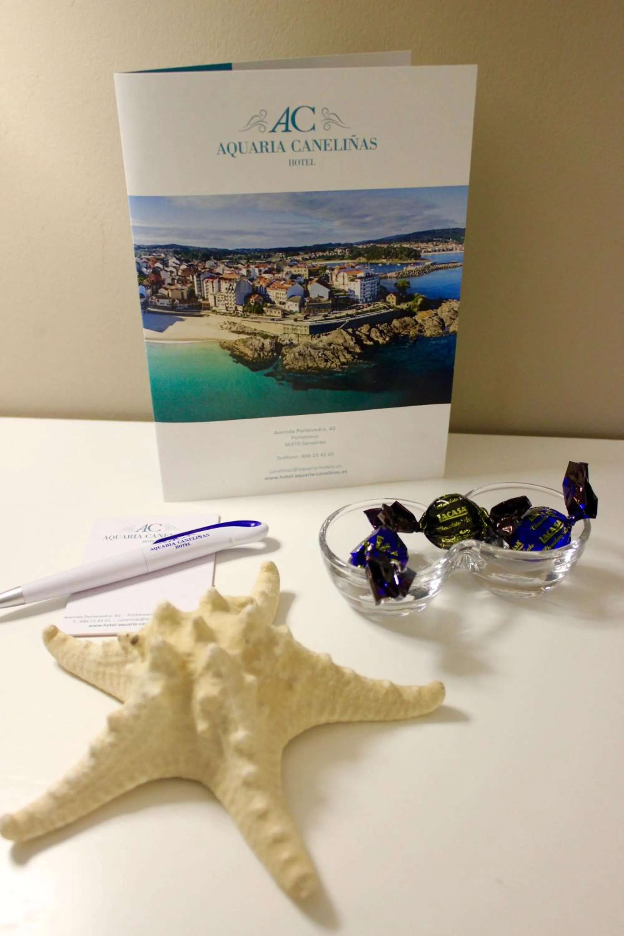Interior Single Room without views - single occupancy in Hotel Boutique Aquaria Caneliñas