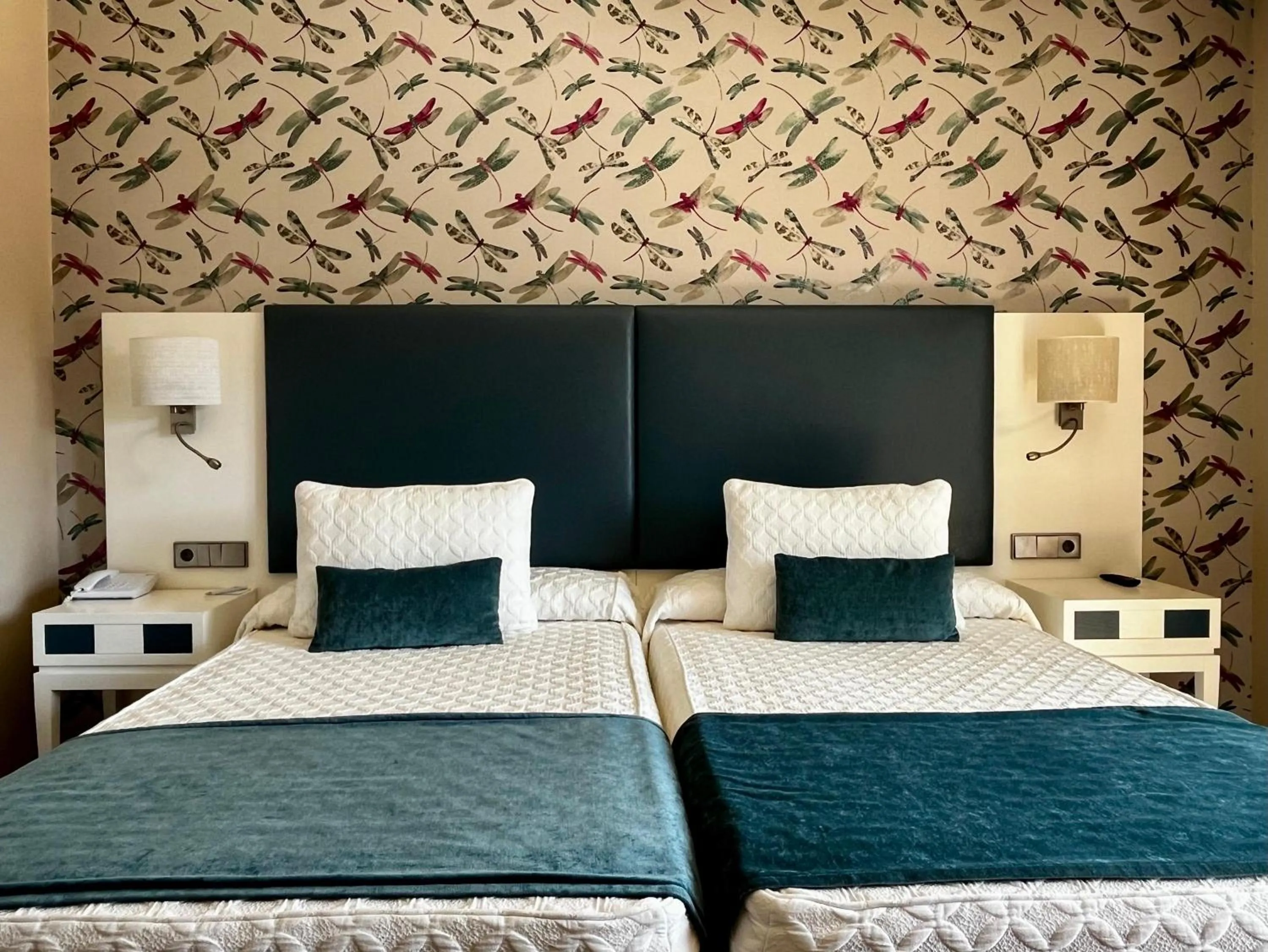 Twin Room with Sea View in Hotel Boutique Aquaria Caneliñas