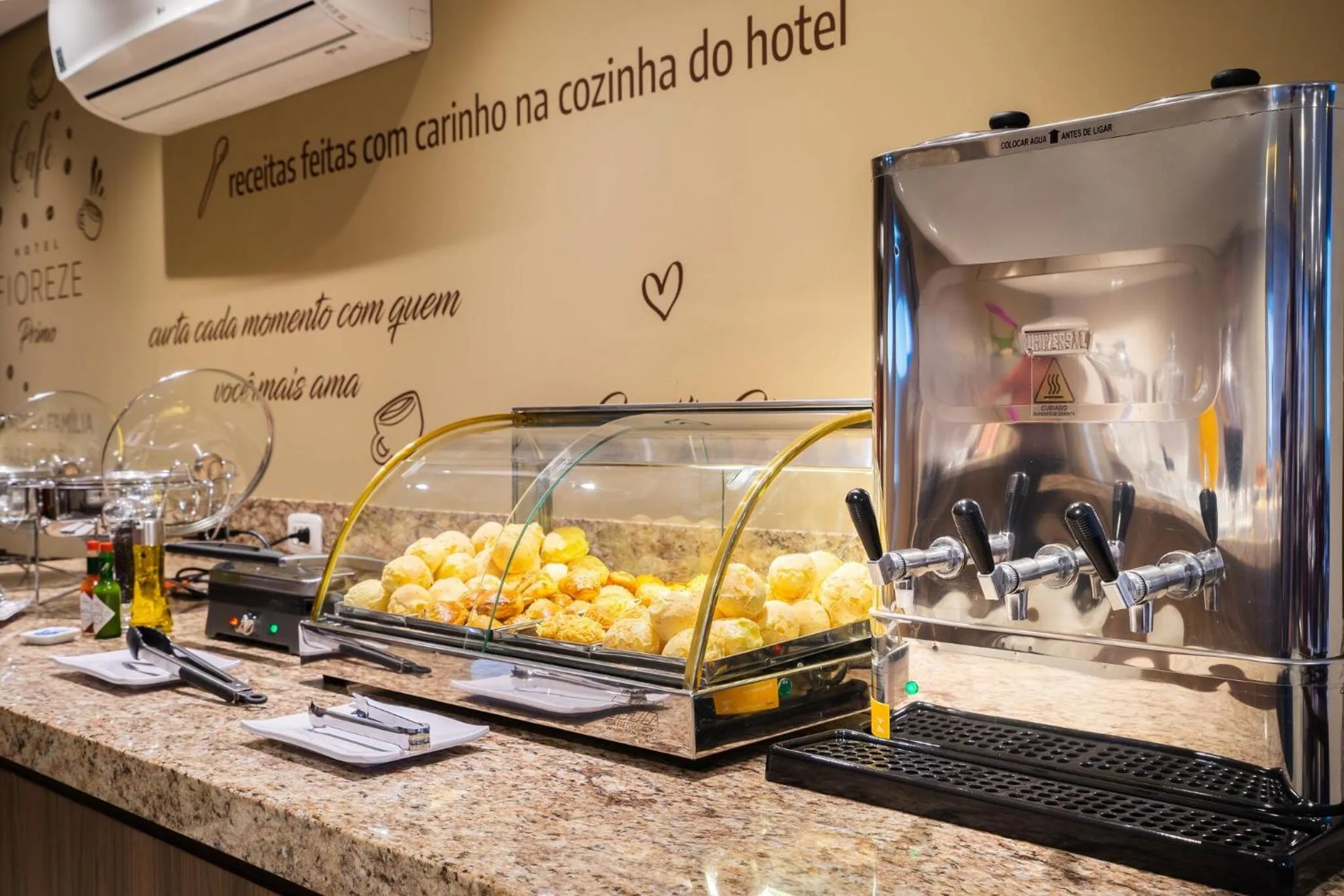 Breakfast in Hotel Fioreze Primo - 800m da Rua Coberta