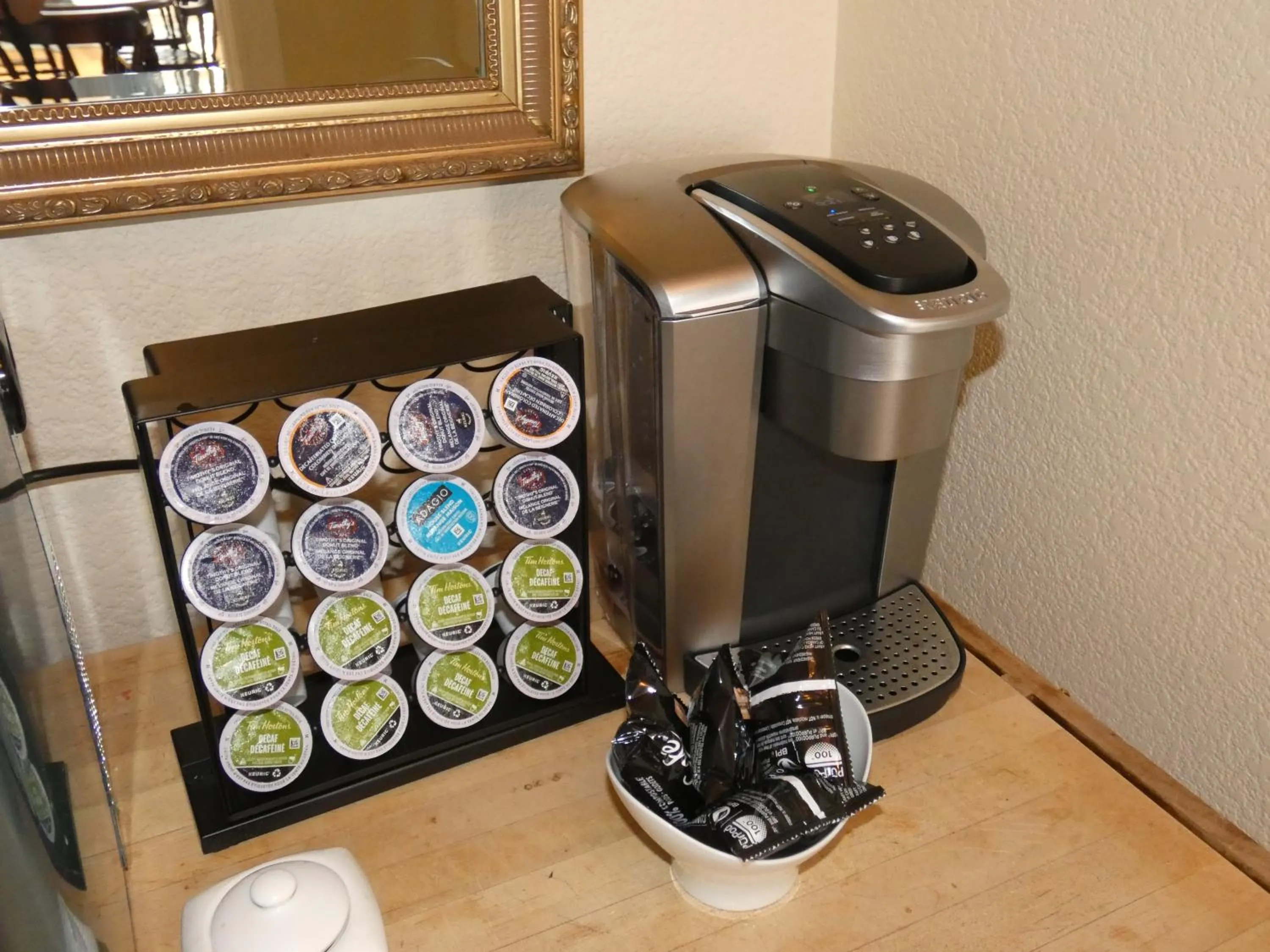 Coffee/tea facilities in LaCasa enShediac