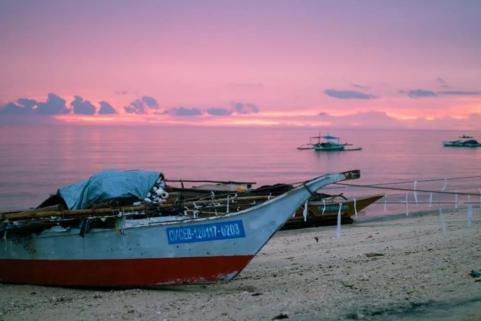 Beach in Cawit Resort and Cafe