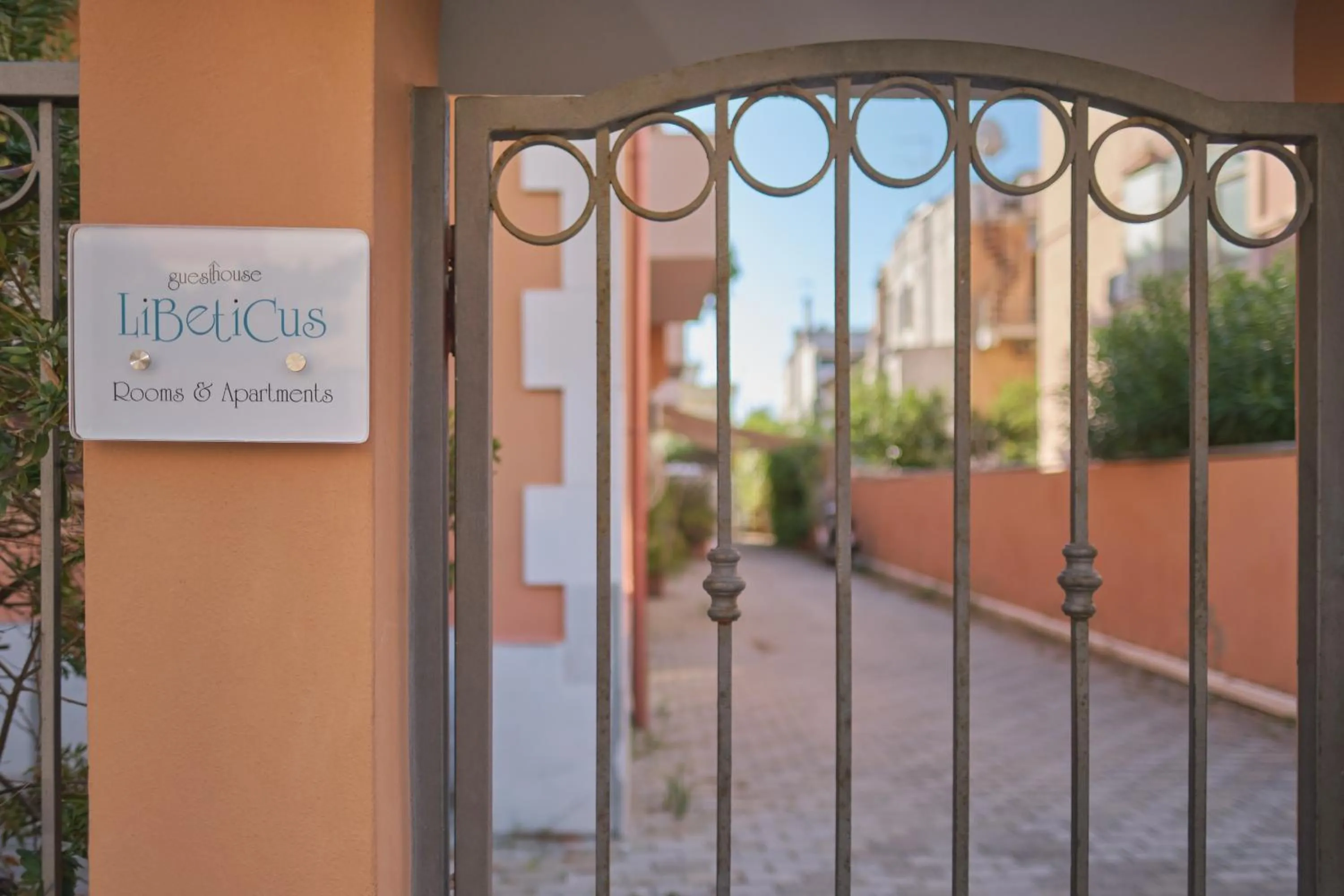 Facade/entrance in Guesthouse Libeticus