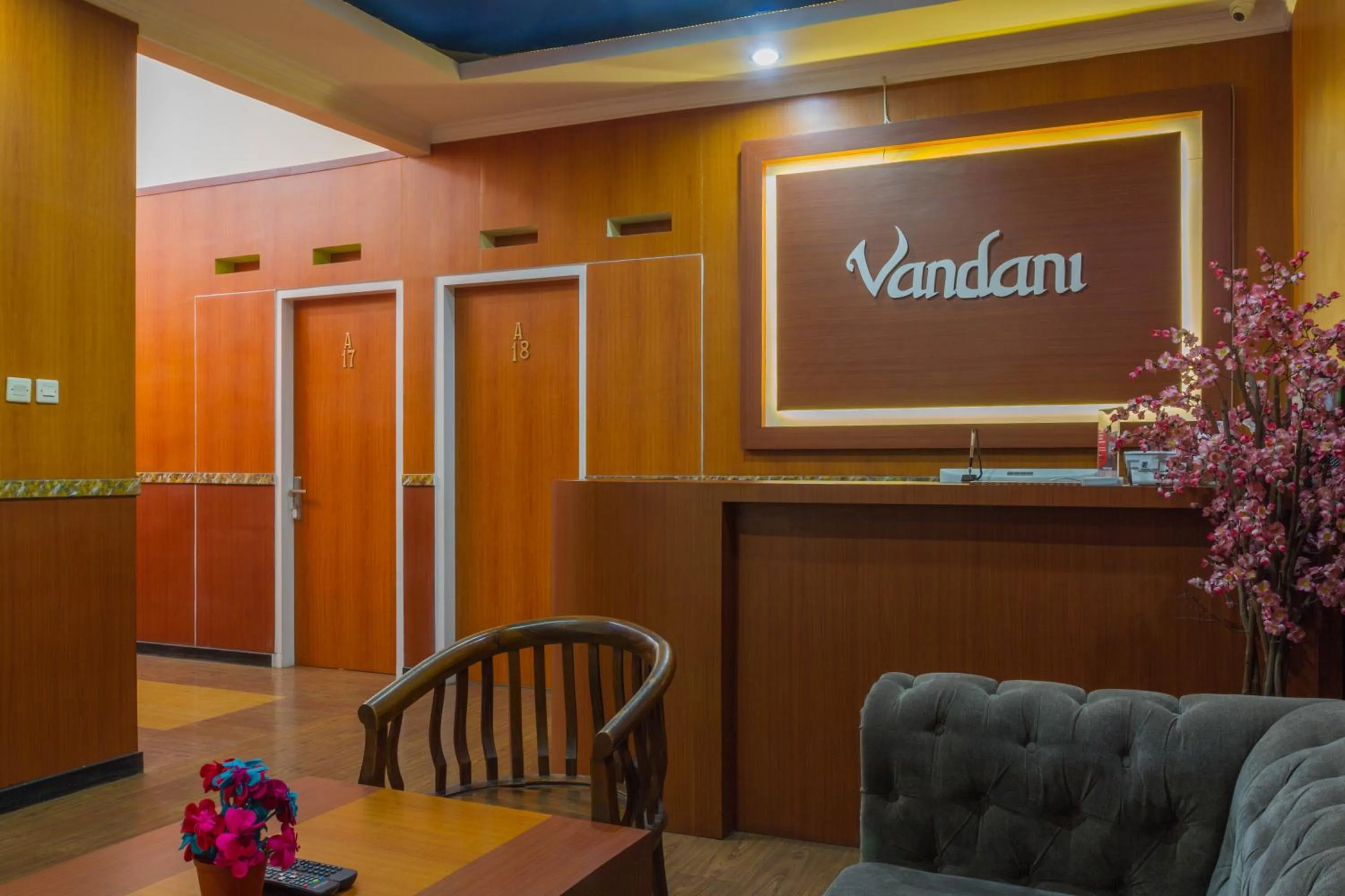 RedDoorz Plus near IPDN