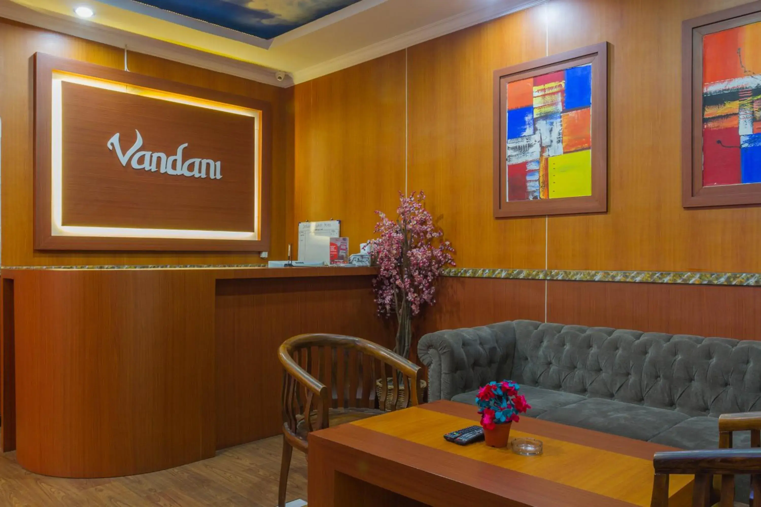 Lobby or reception in RedDoorz Plus near IPDN Lobby or reception in RedDoorz Plus near IPDN
