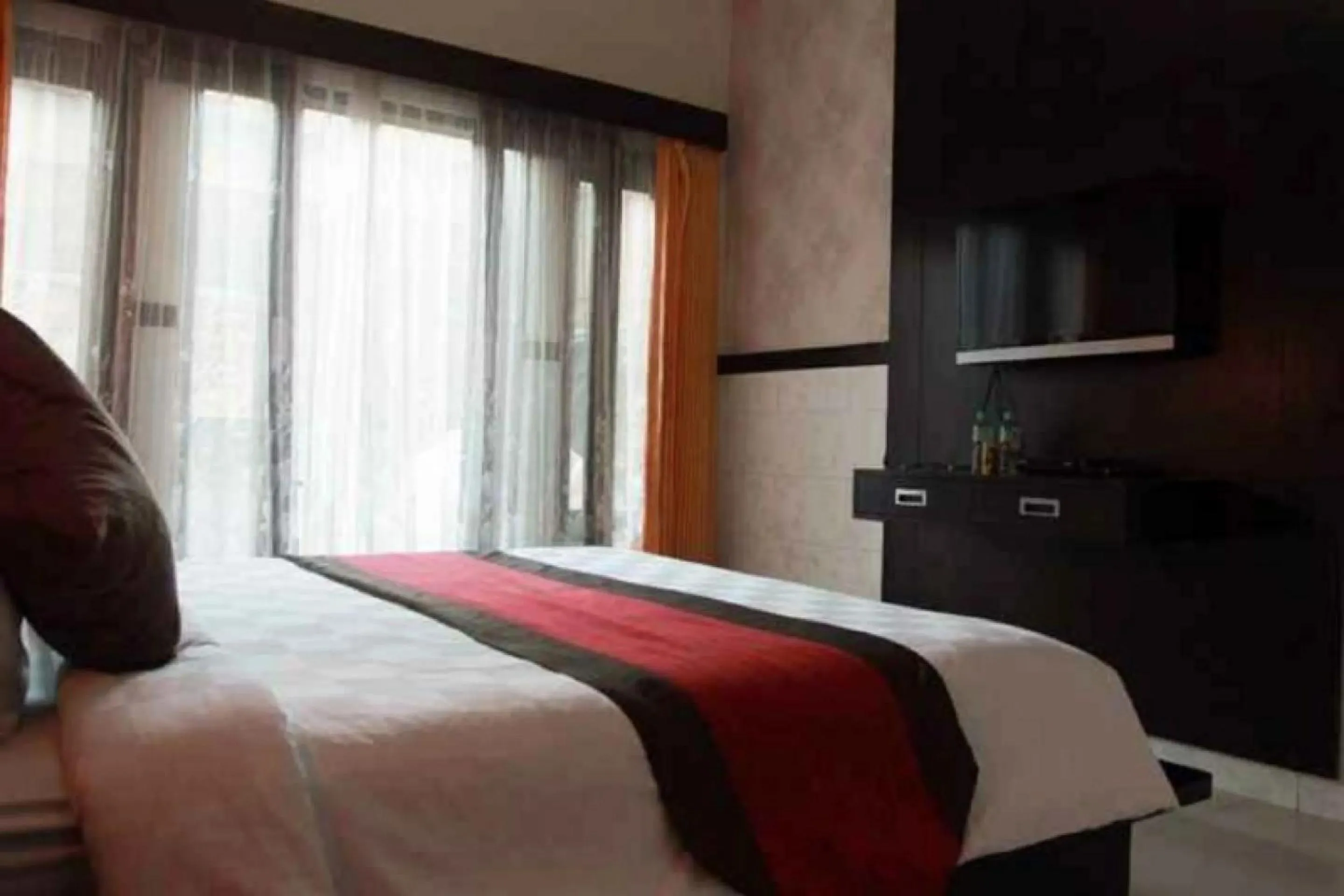 Bed in Antara Sunset Road