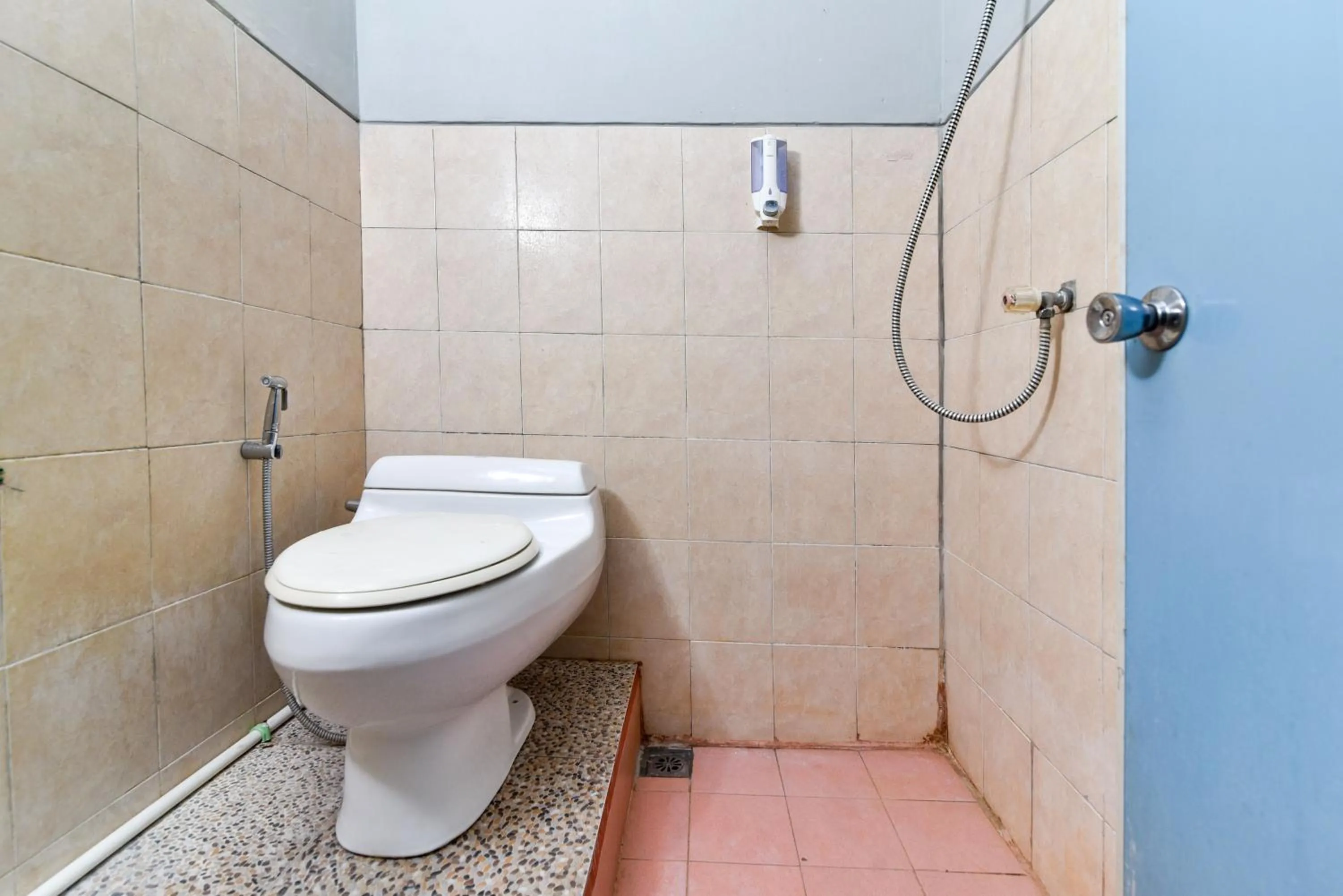 Bathroom in RedDoorz near Teuku Umar Barat Denpasar