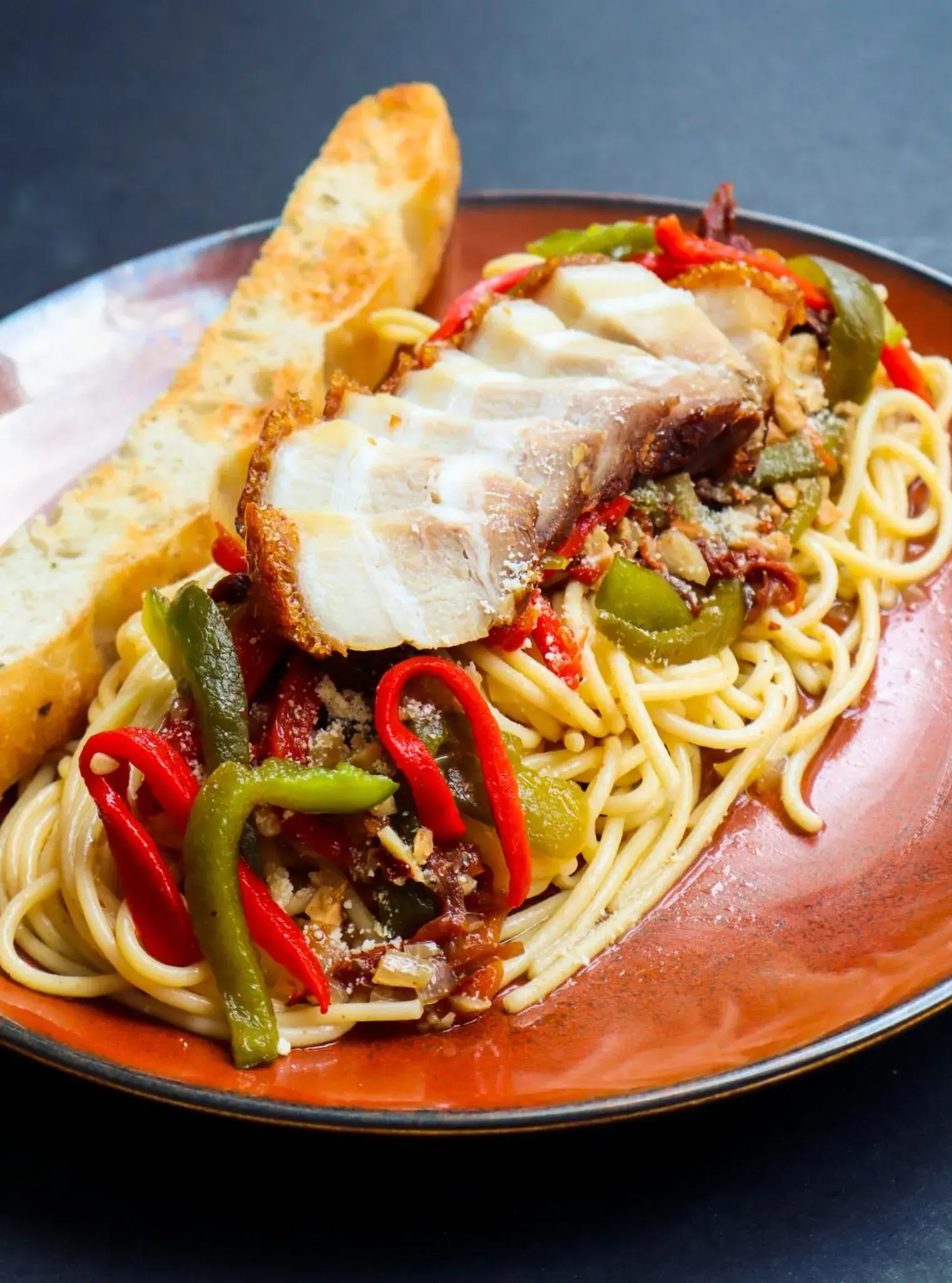 Restaurant/places to eat in Hotel Lucky Chinatown Binondo Manila Restaurant/places to eat in Hotel Lucky Chinatown Binondo Manila