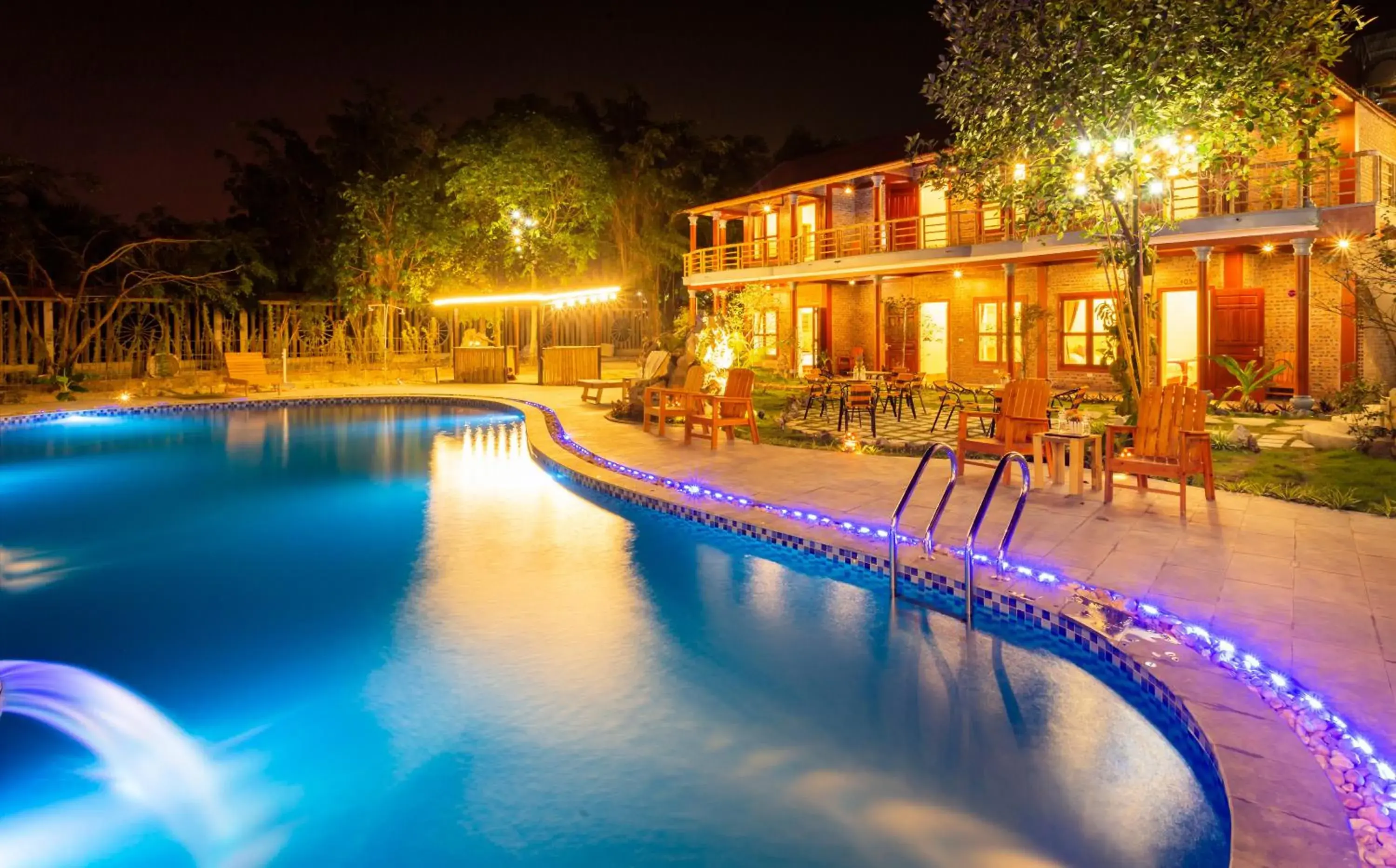 Property building in Tam Coc Lavender Homestay -Authentic Ninh Binh Experiences Property building in Tam Coc Lavender Homestay -Authentic Ninh Binh Experiences