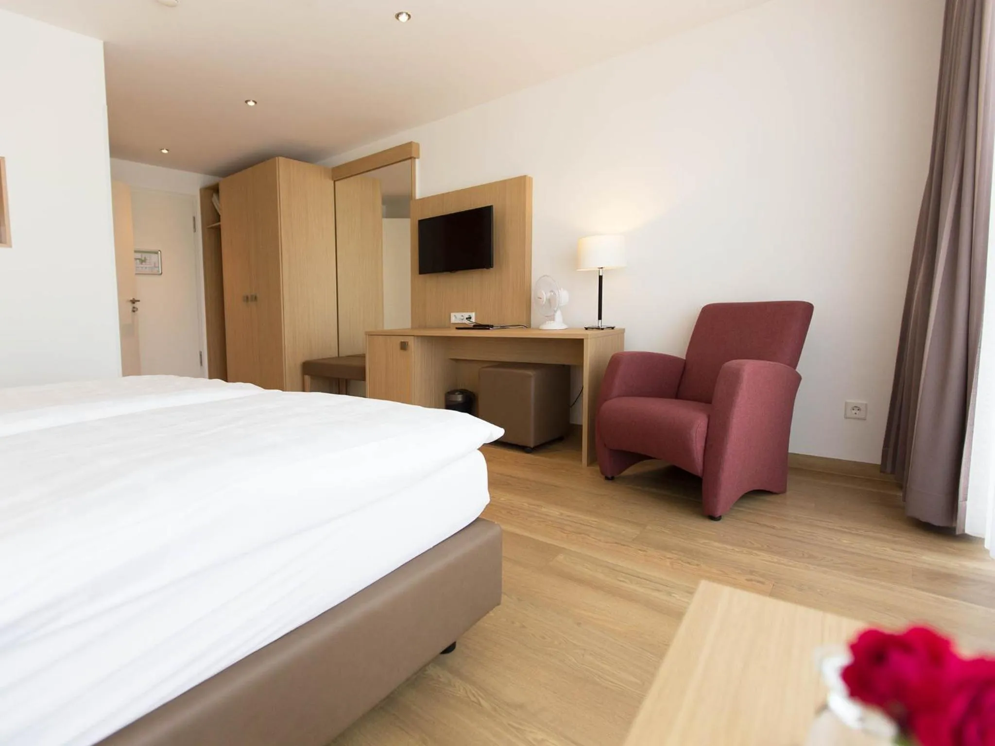 Photo of the whole room, Bed in Hotel Seepark Garni