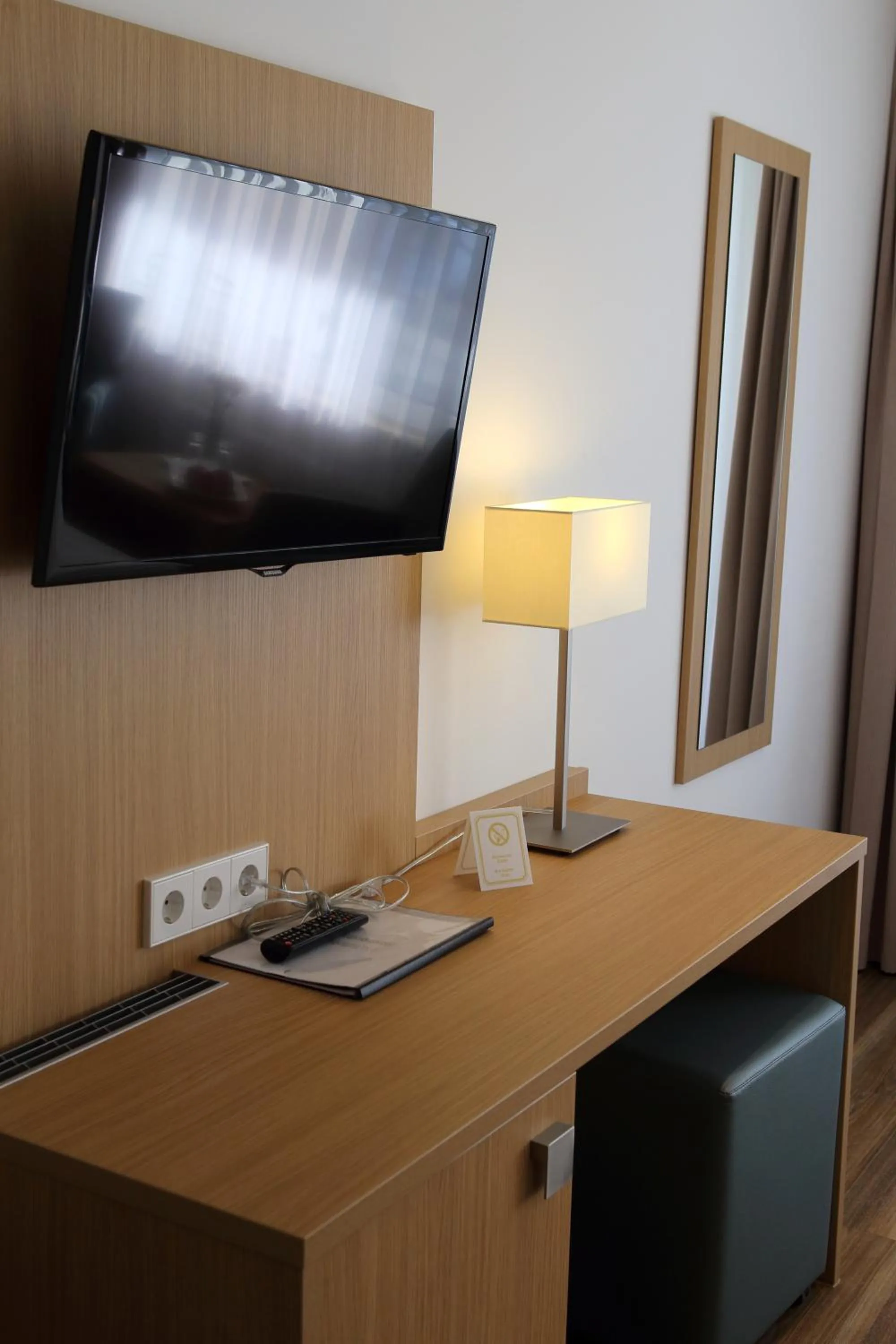 TV and multimedia in Hotel Seepark Garni