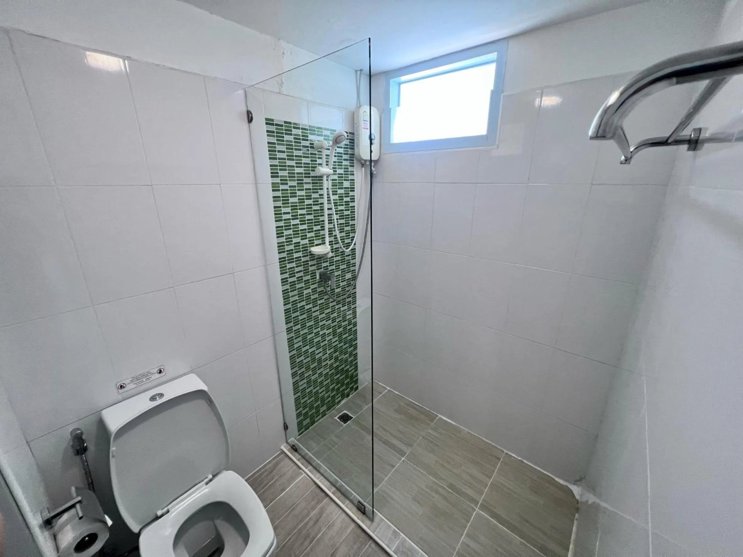 Toilet in Malizon Hotel and Residences