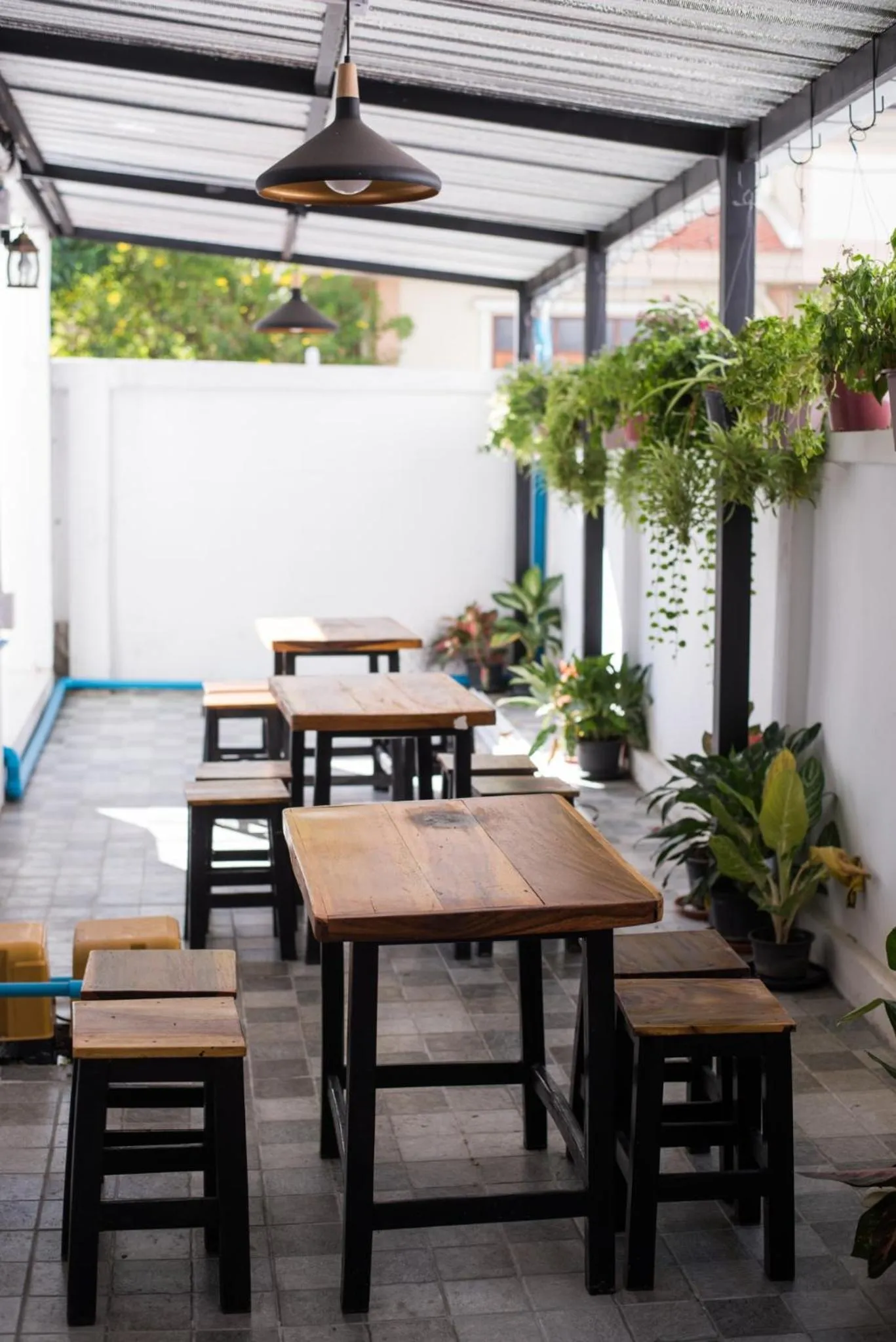 Dining area in Malizon Hotel and Residences