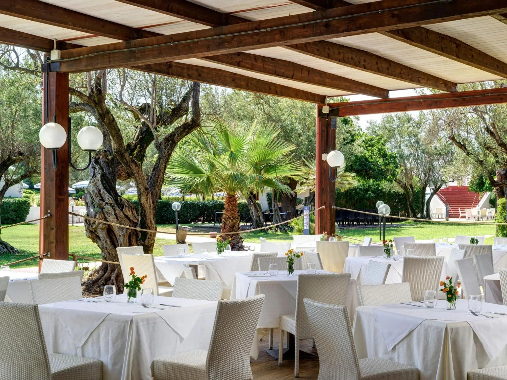 Restaurant/places to eat in TH Simeri - Simeri Village