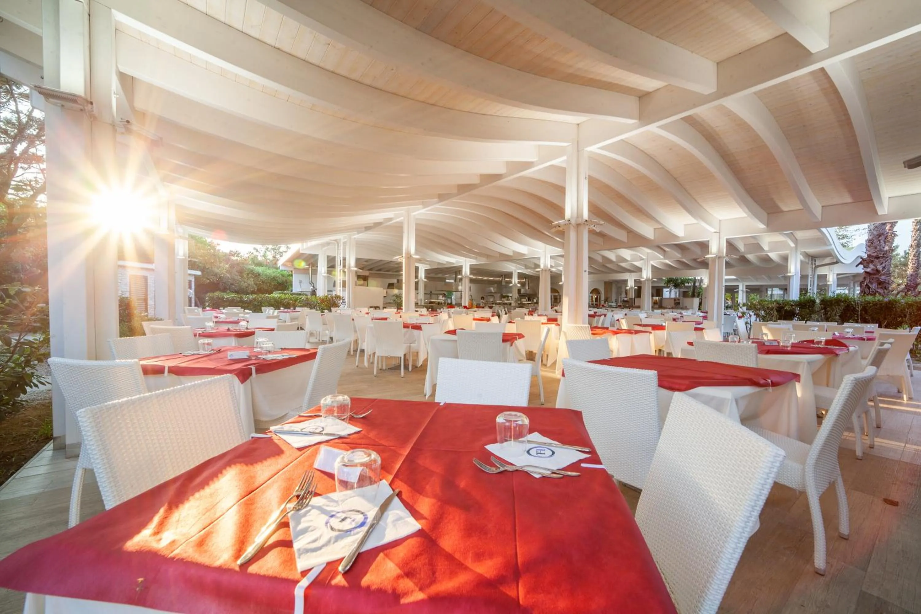 Restaurant/places to eat in TH Simeri - Simeri Village