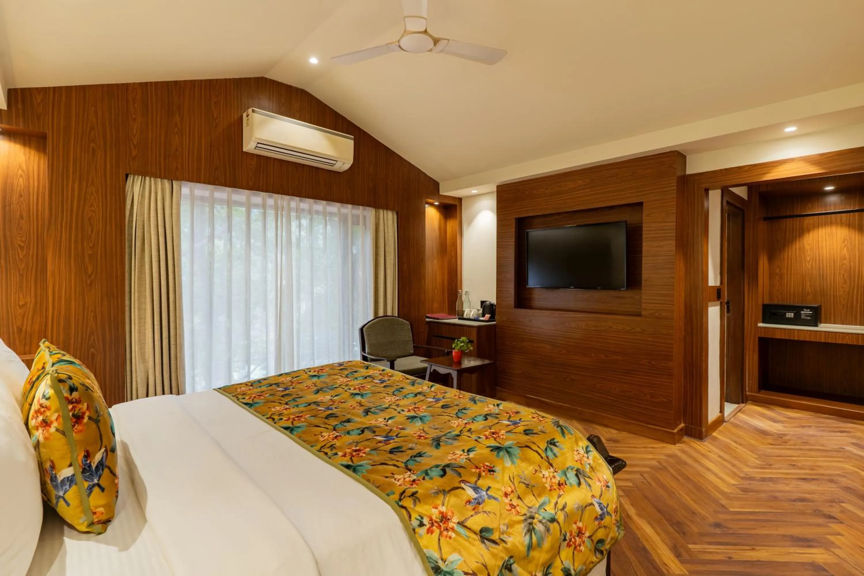 Bedroom, Bed in Summit By The Ganges Beach Resort & Spa