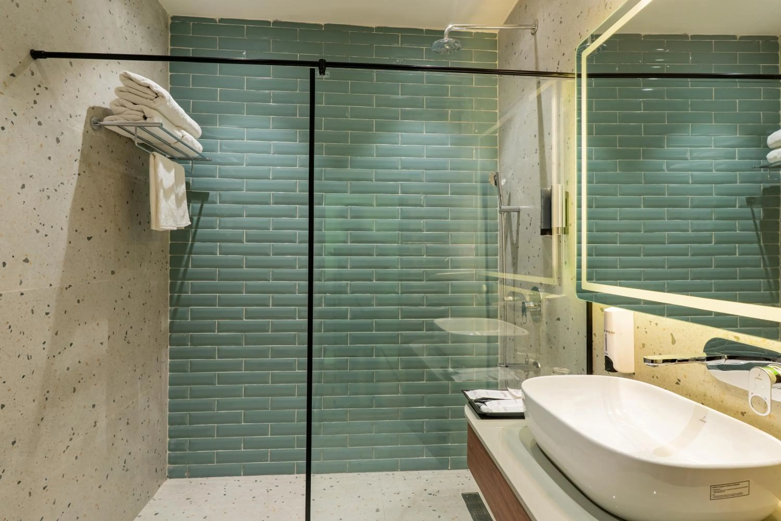 Bathroom in Summit By The Ganges Beach Resort & Spa