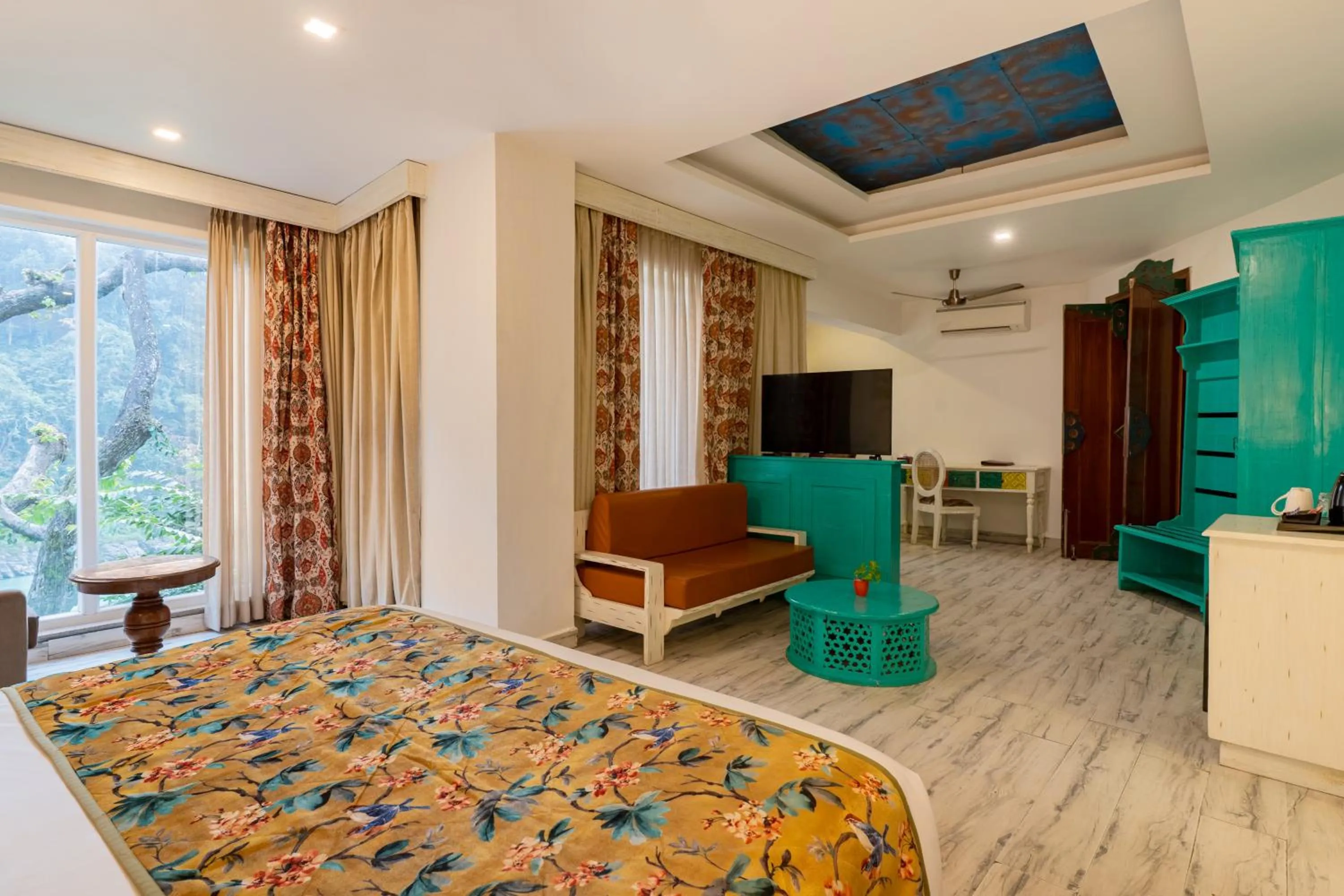 Bedroom, Bed in Summit By The Ganges Beach Resort & Spa