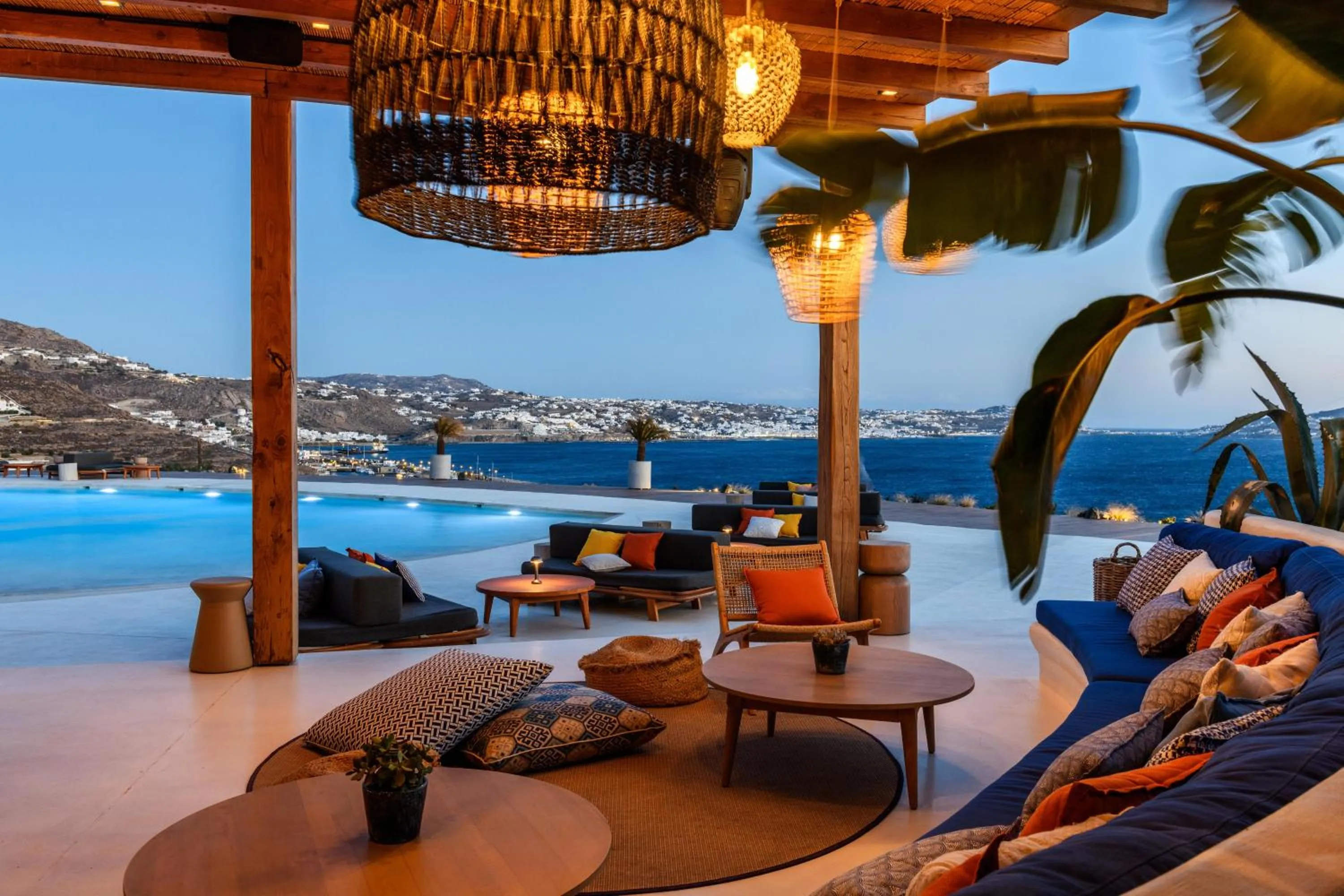 Restaurant/places to eat in Anamar Destino Mykonos