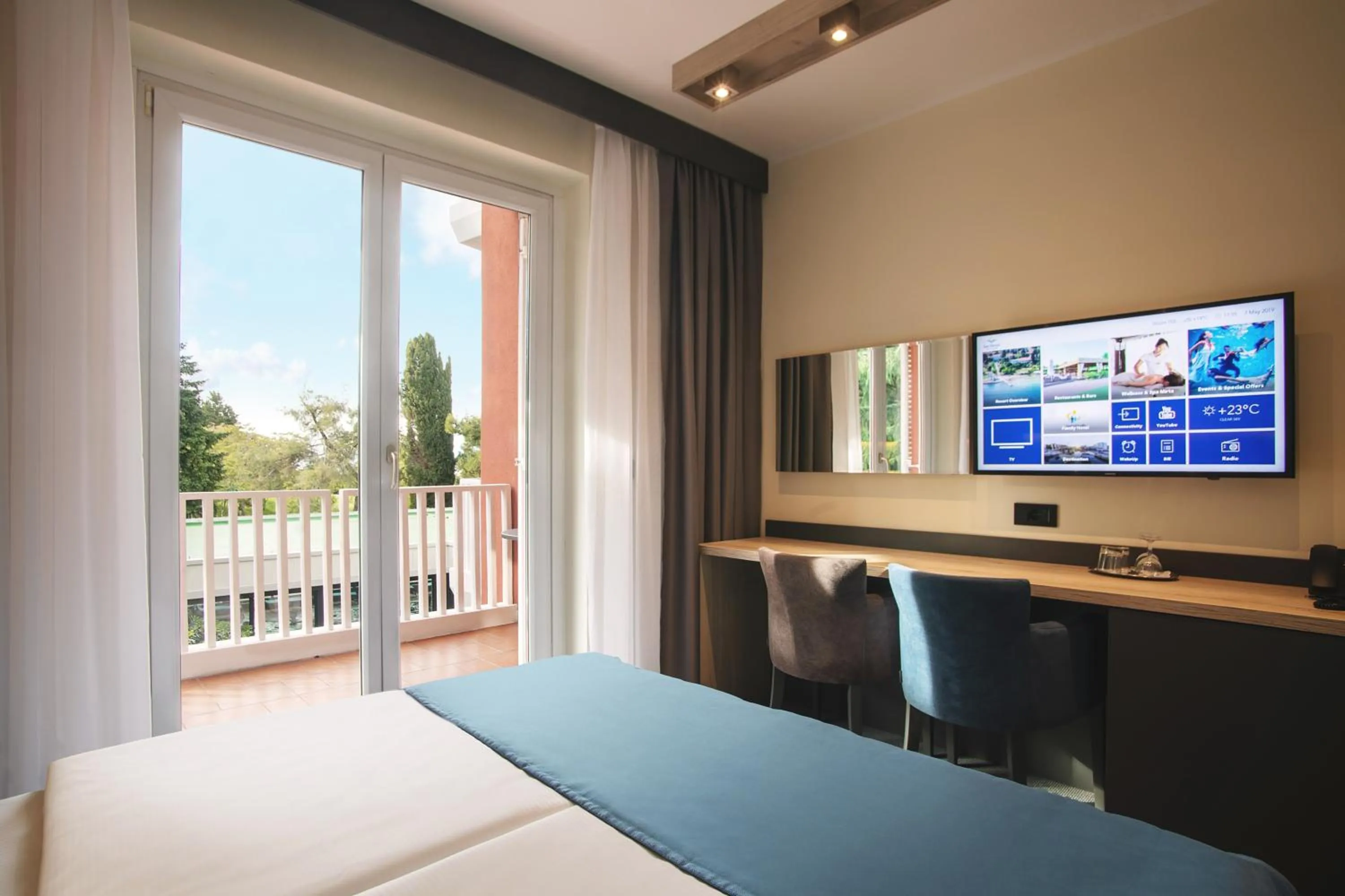 TV and multimedia, Bed in Hotel Haliaetum - San Simon Resort