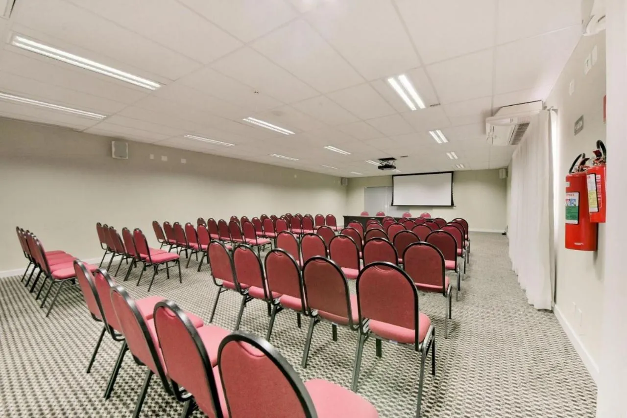 Meeting/conference room in Araçatuba Plaza Hotel