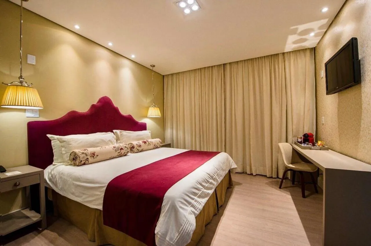 Bed in Araçatuba Plaza Hotel