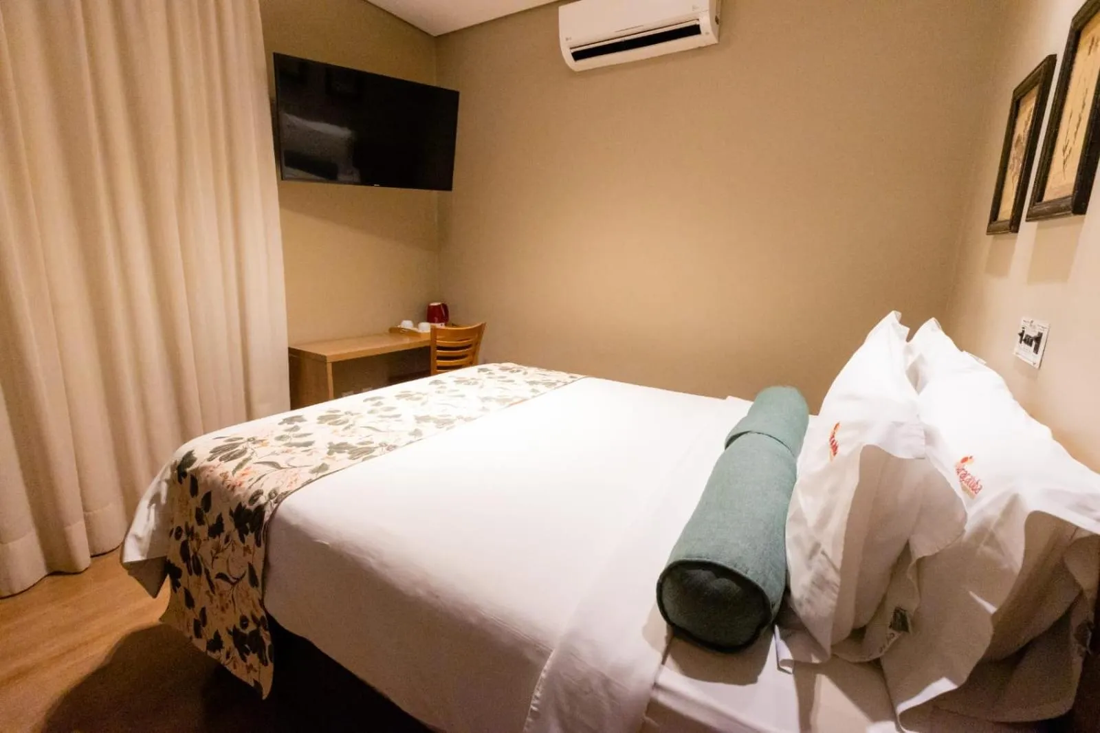 Bed in Araçatuba Plaza Hotel