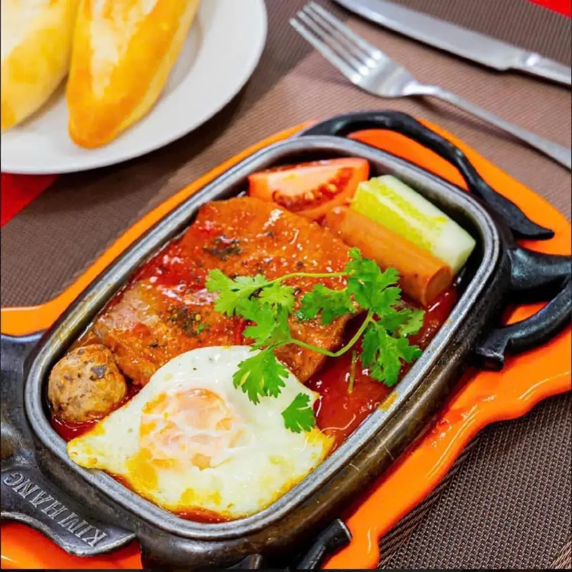 Breakfast in Bình Minh Hotel Breakfast in Bình Minh Hotel