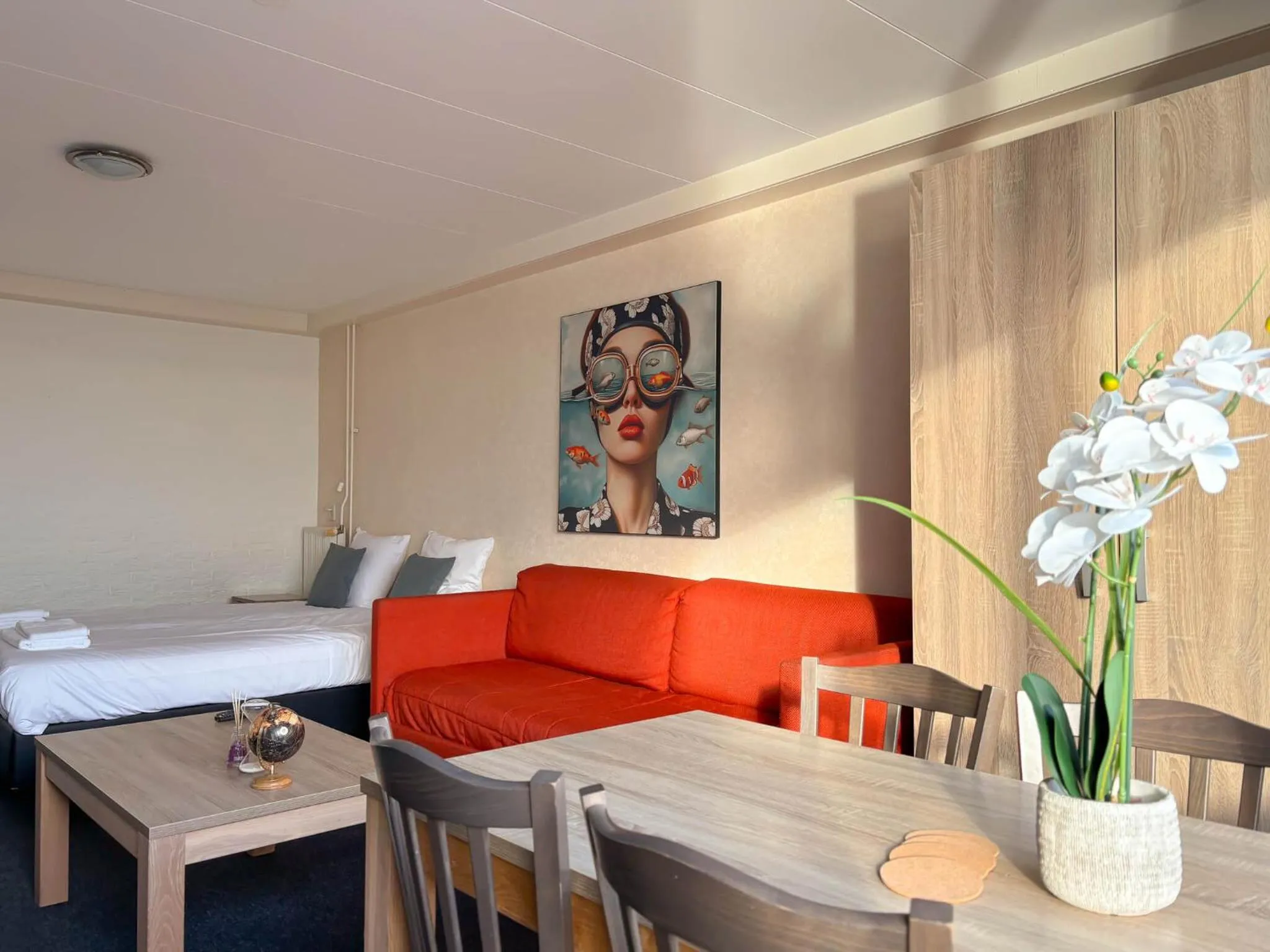 Bed in VISSERSLUST Rooms, Apartments and Houseboats