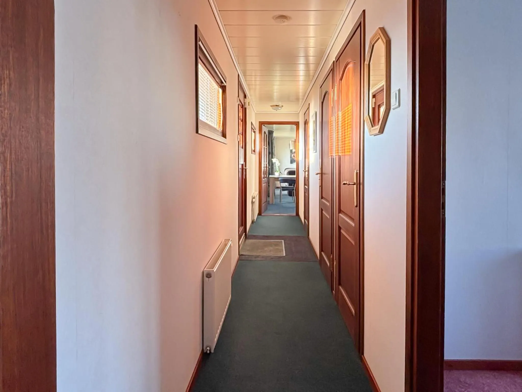 Property building in VISSERSLUST Rooms, Apartments and Houseboats