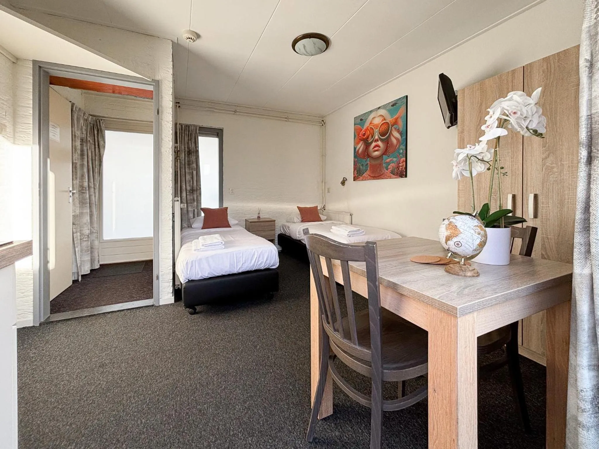 Bed in VISSERSLUST Rooms, Apartments and Houseboats