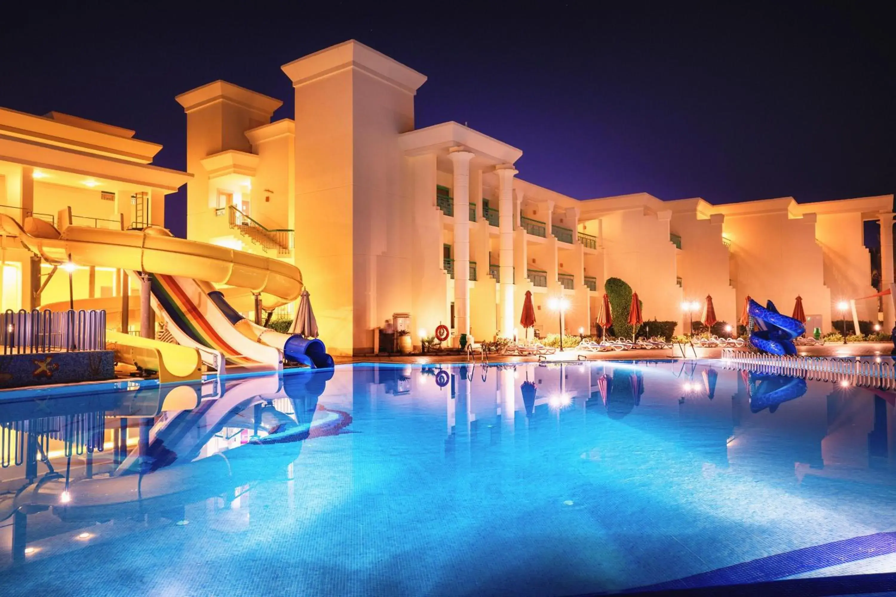 Property building in Swiss Inn Resort Hurghada Property building in Swiss Inn Resort Hurghada