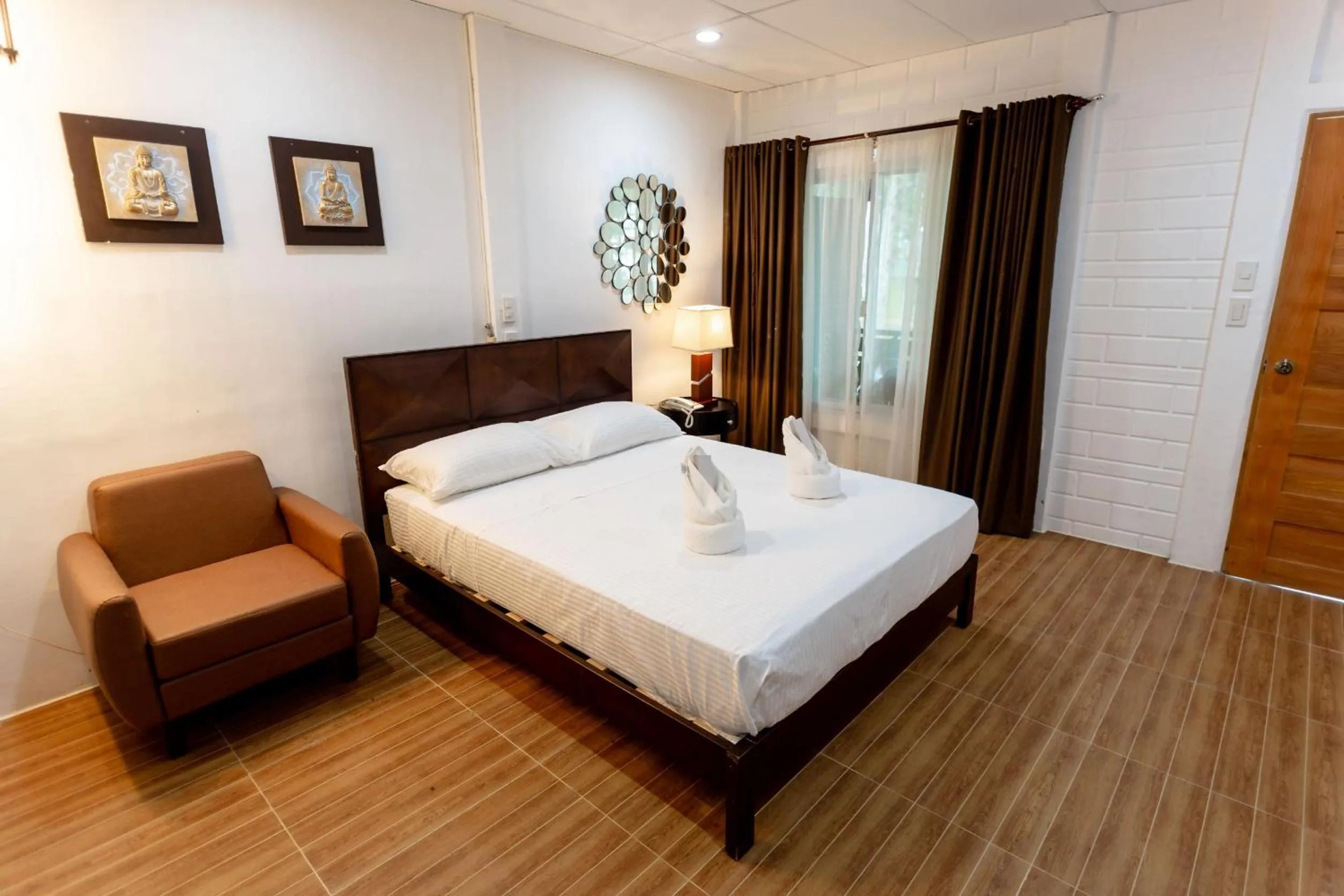 Bed in MADISON GARDEN AND RESIDENCES