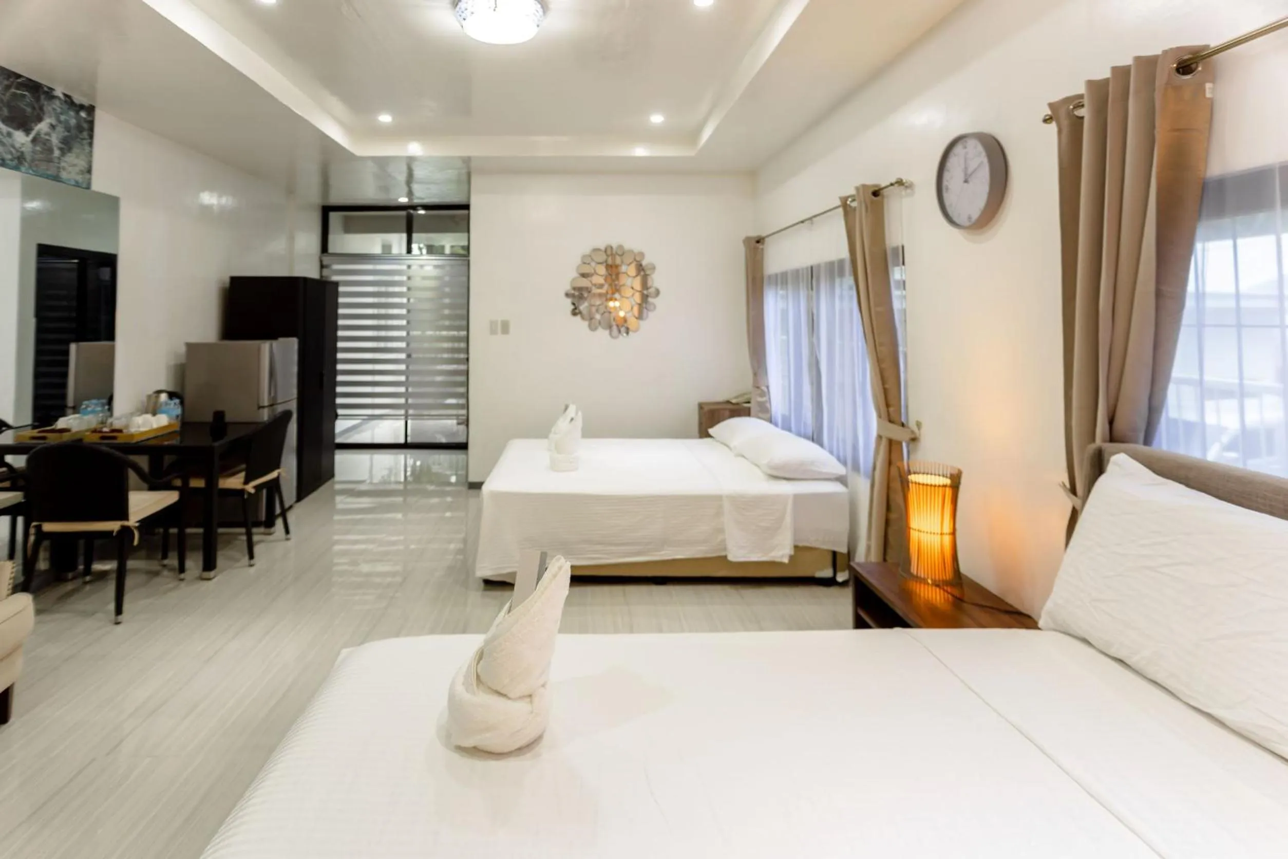 Bed in MADISON GARDEN AND RESIDENCES