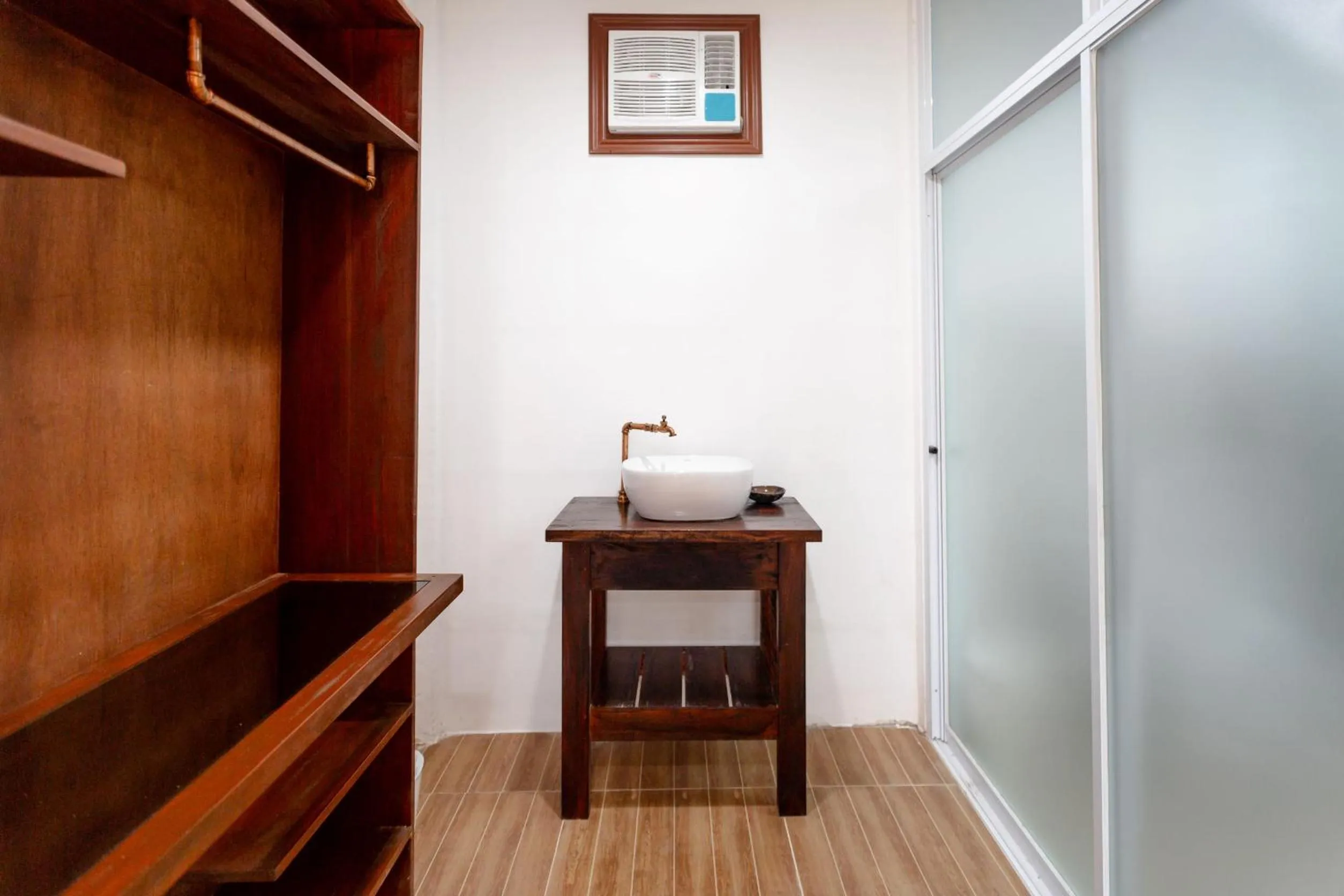 wardrobe in MADISON GARDEN AND RESIDENCES