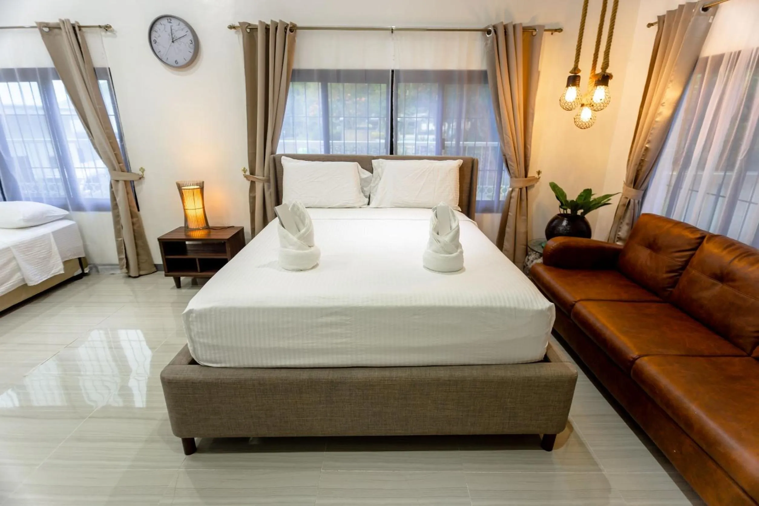 Bed in MADISON GARDEN AND RESIDENCES