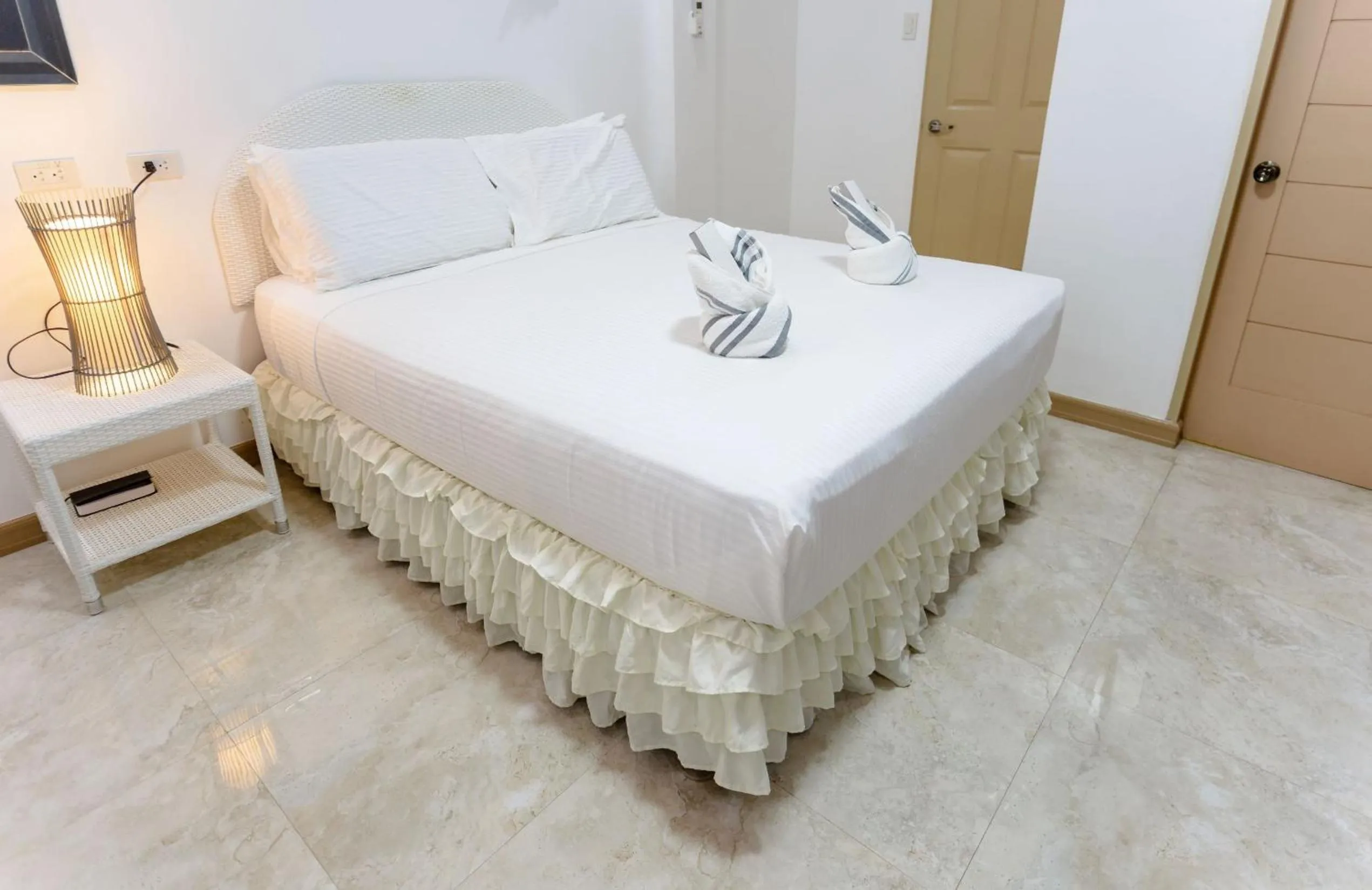 Bedroom, Bed in MADISON GARDEN AND RESIDENCES