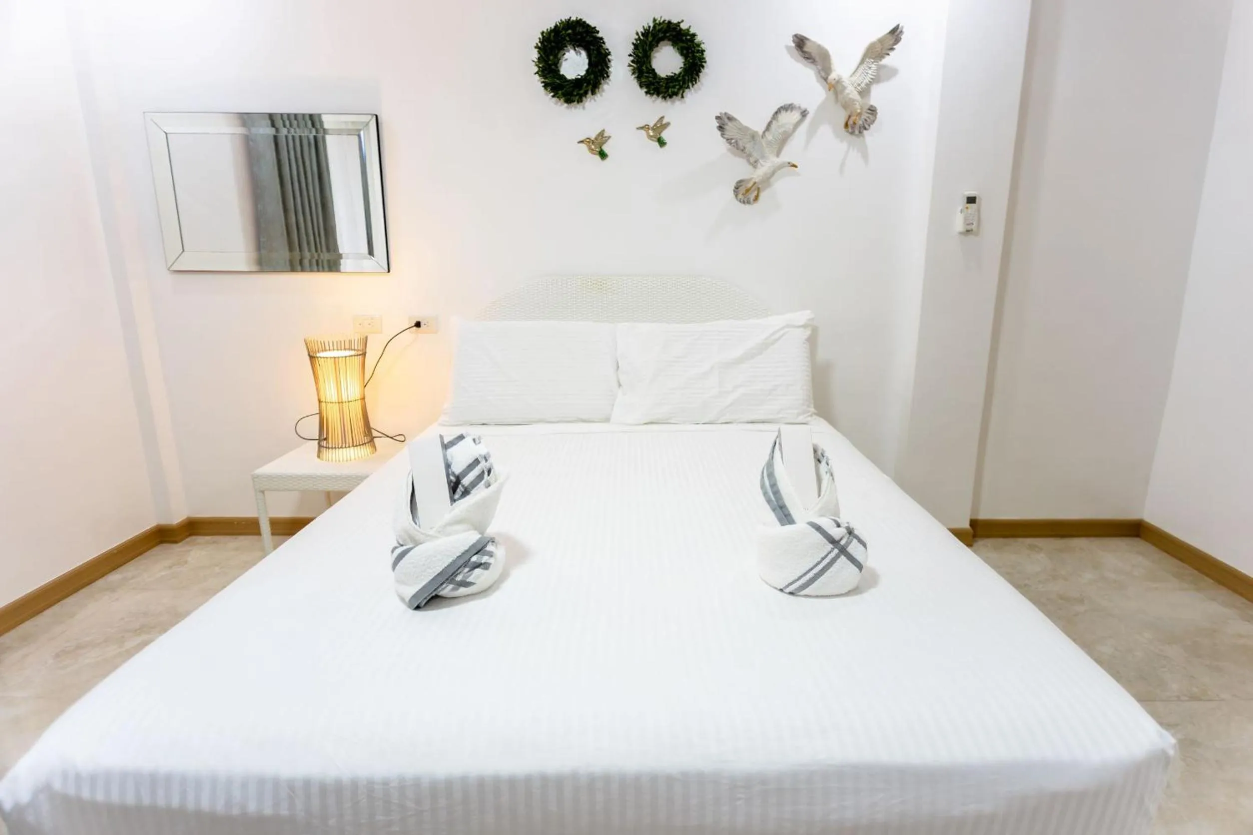 Bedroom, Bed in MADISON GARDEN AND RESIDENCES