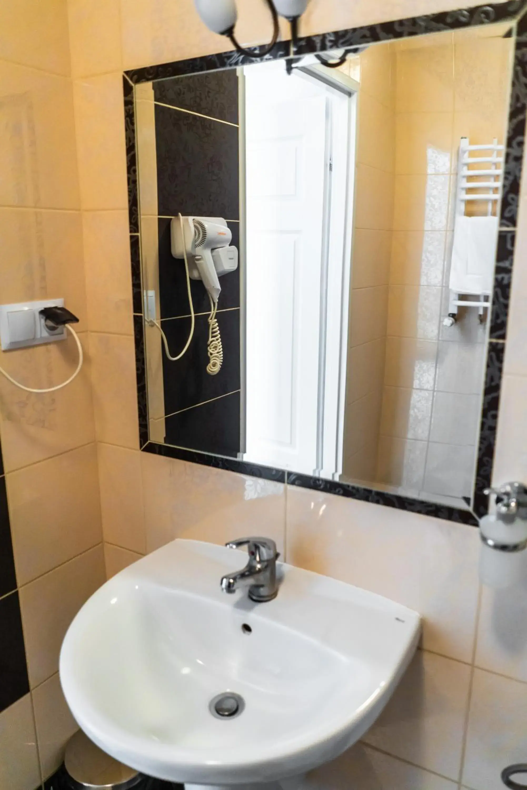 Twin Room - single occupancy in Dworek Helena Twin Room - single occupancy in Dworek Helena