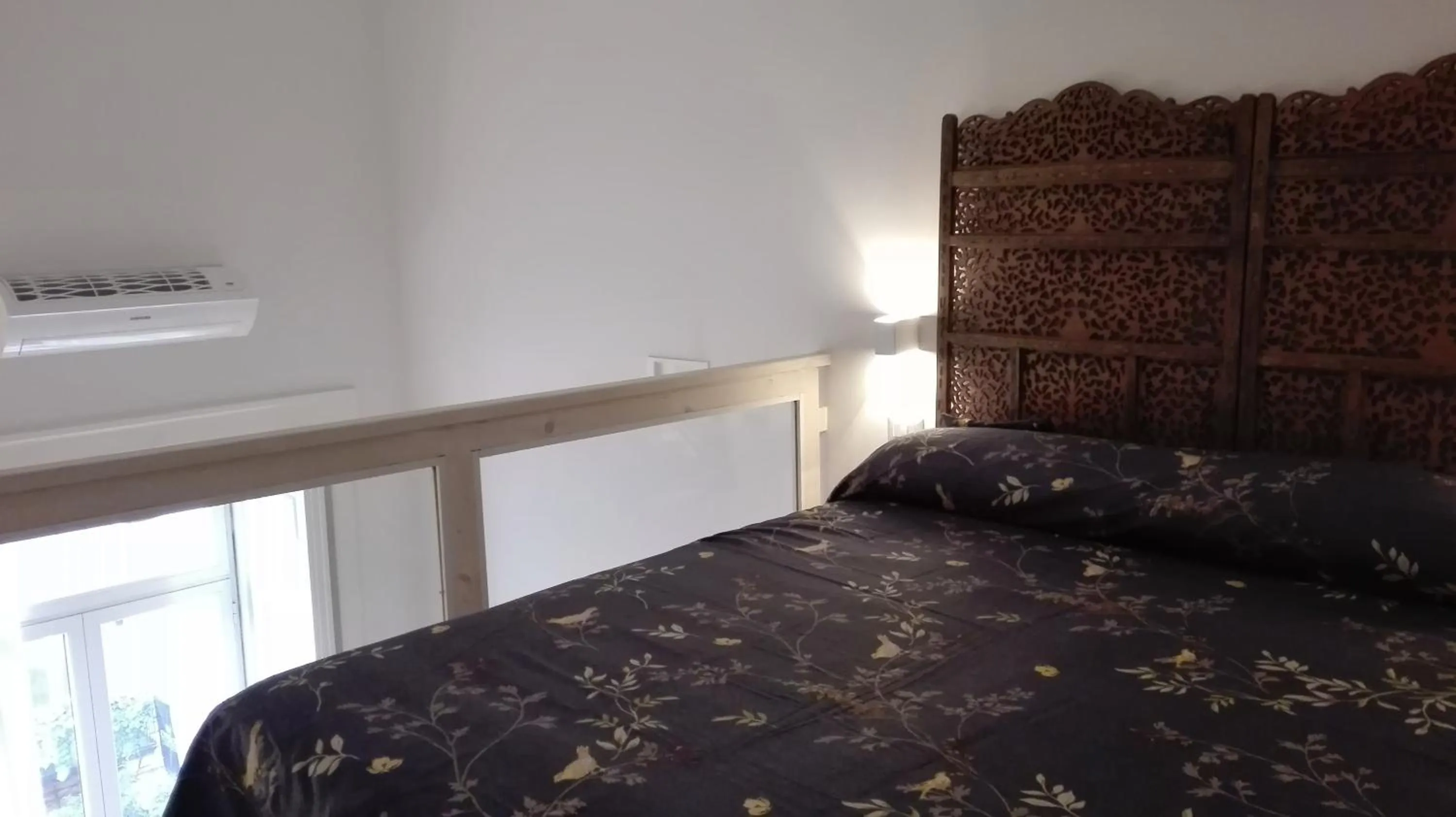 Bedroom, Bed in Piano Nobile by Napoliapartments