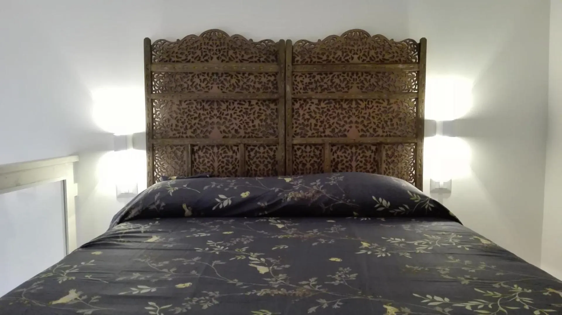 Other, Bed in Piano Nobile by Napoliapartments