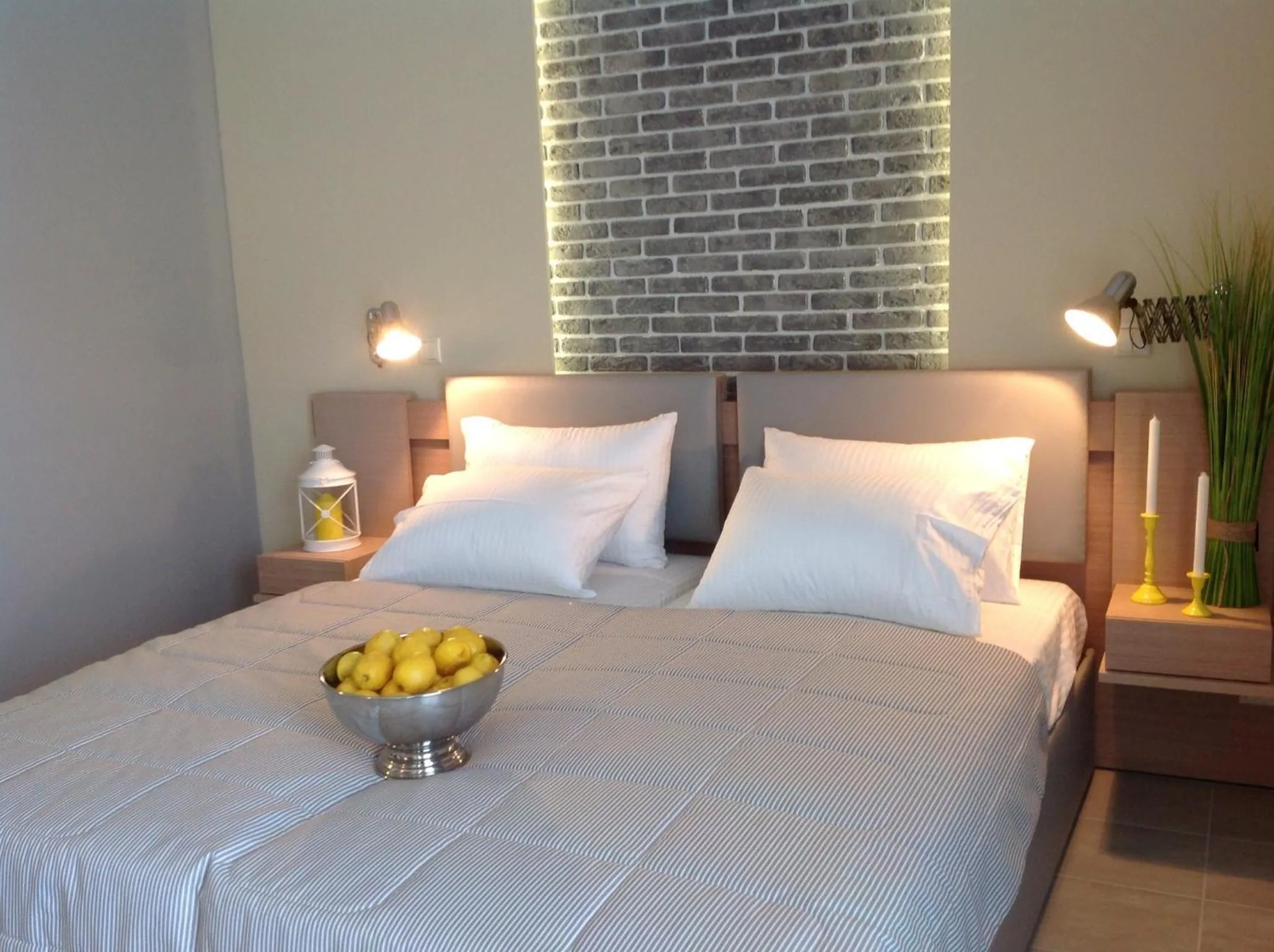 Decorative detail in Galaxy City Hotel