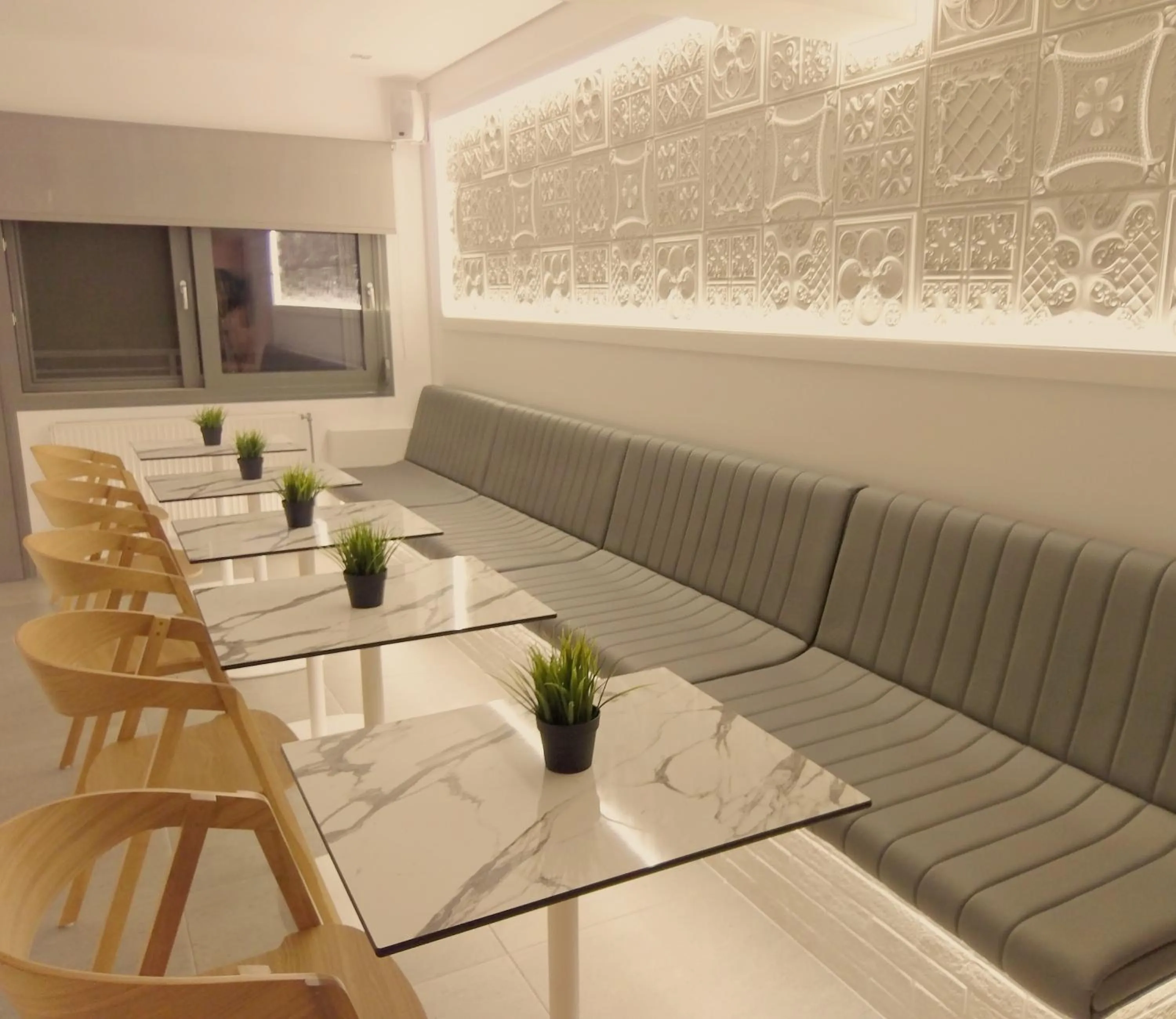 Restaurant/places to eat in Galaxy City Hotel