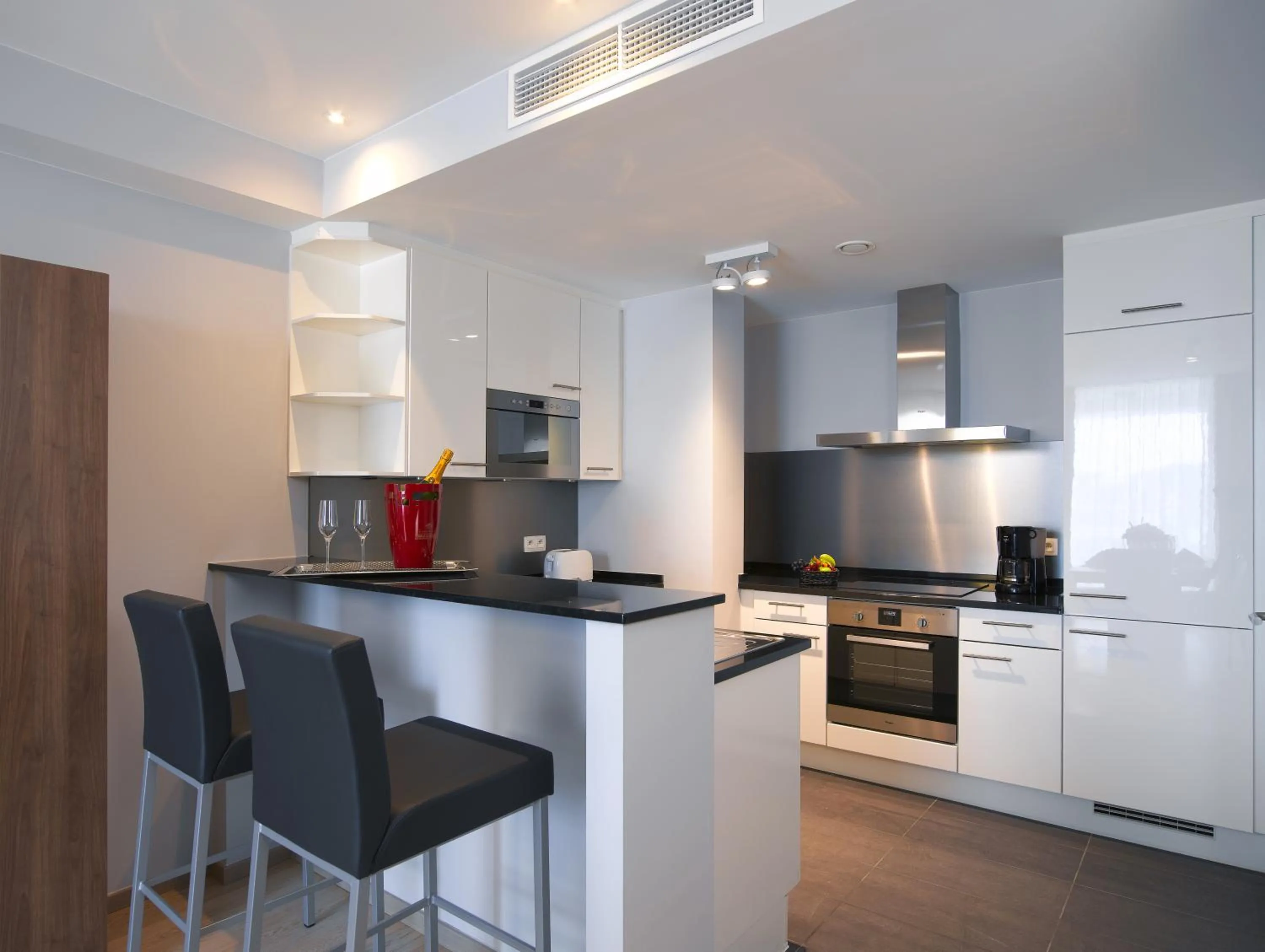 Kitchen or kitchenette in Thon Residence Florence Aparthotel