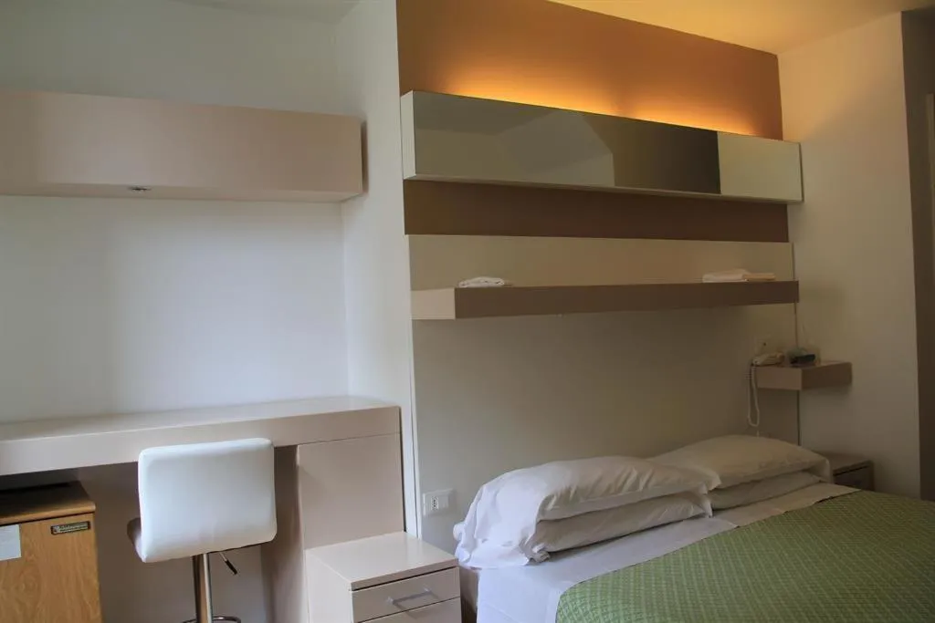 Bedroom, Bed in Hotel Melograno