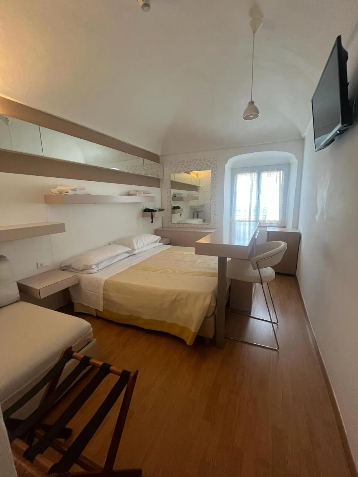 Bedroom, Bed in Hotel Melograno