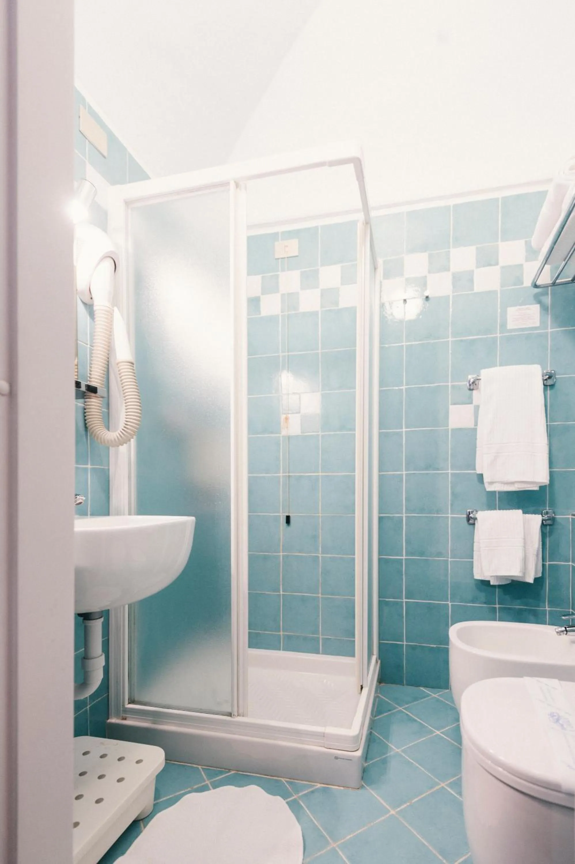 Bathroom in Hotel Melograno